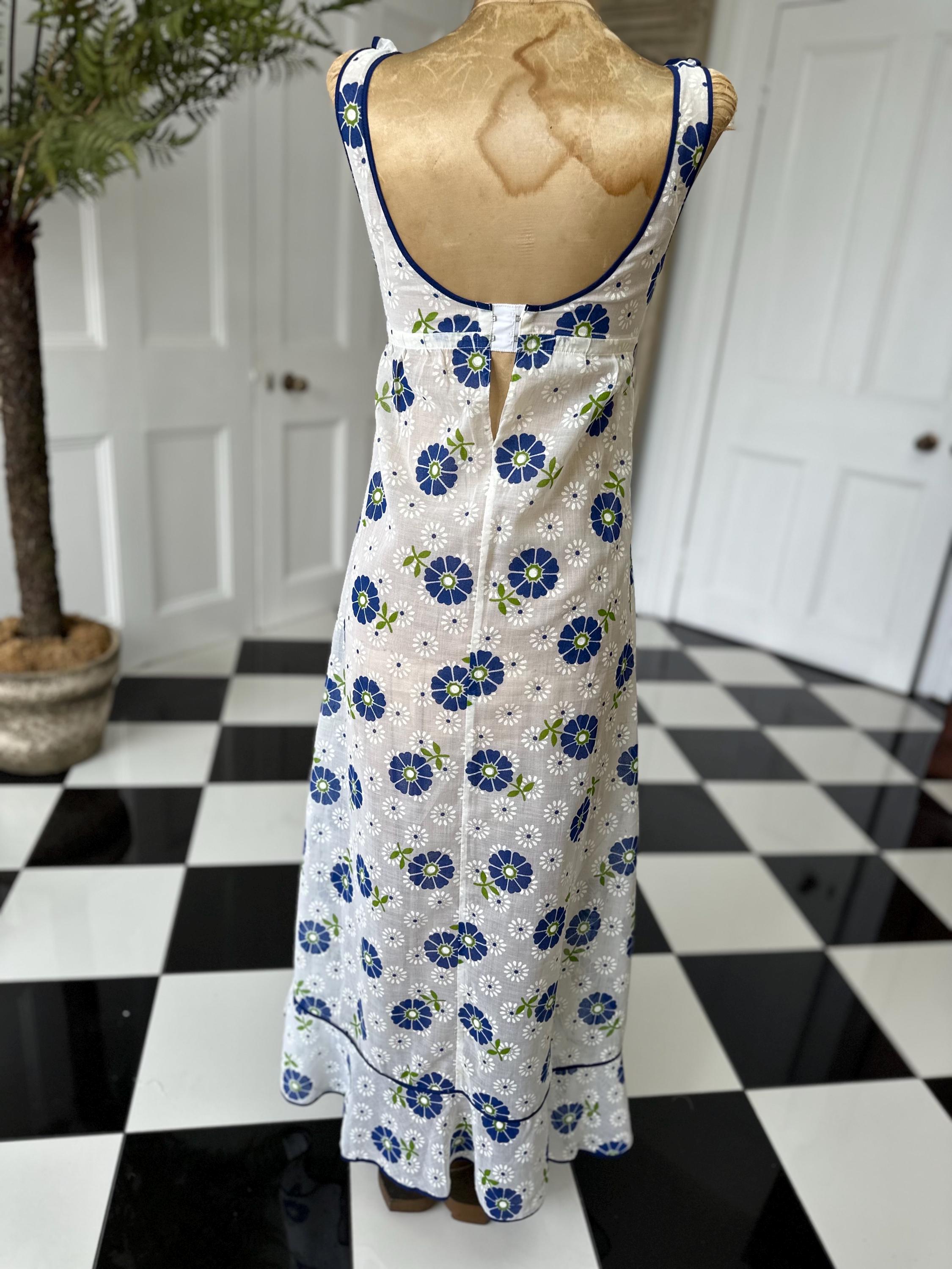 1970s floral Maxi dress unworn