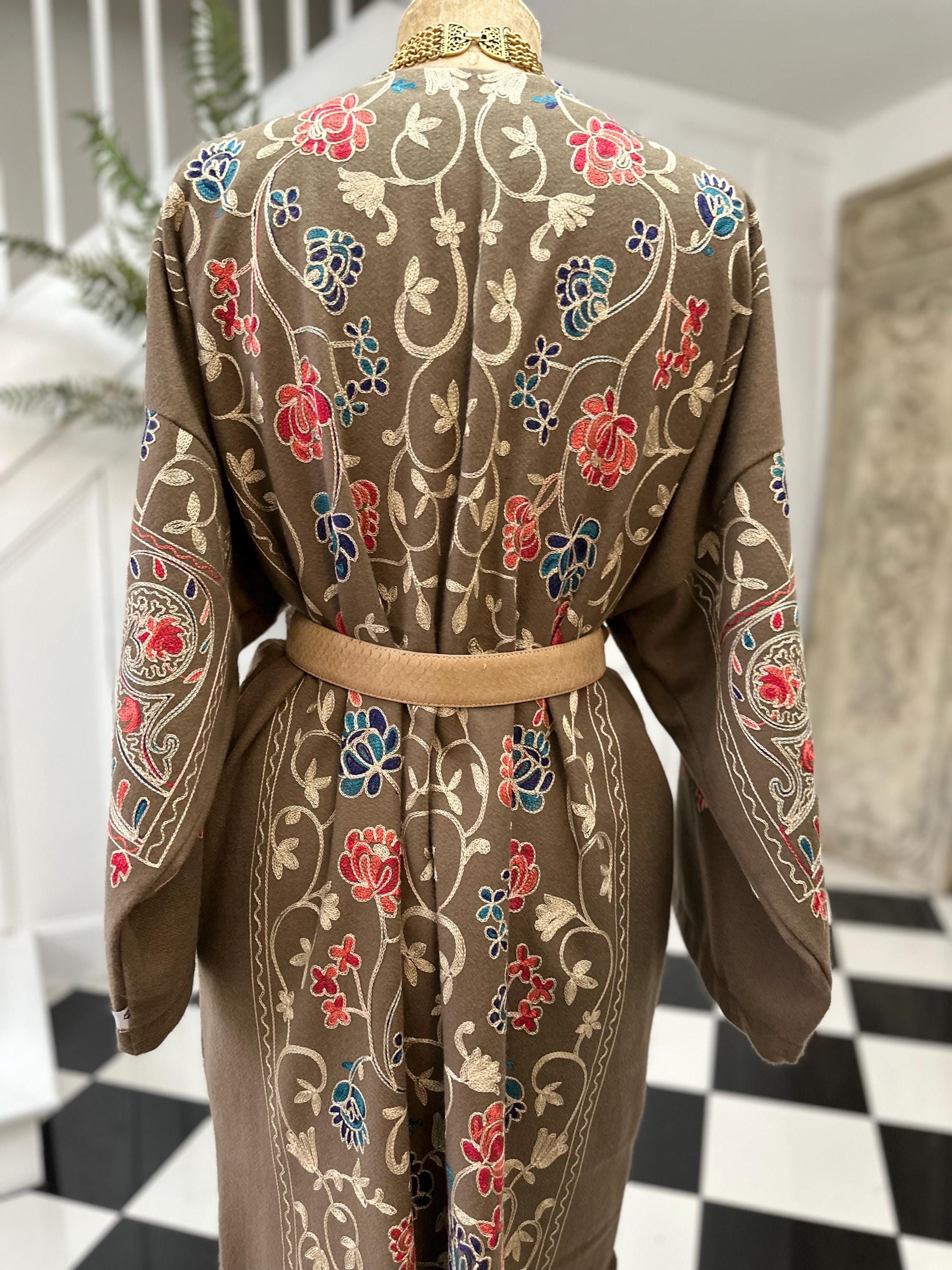Vintage style long soft robe