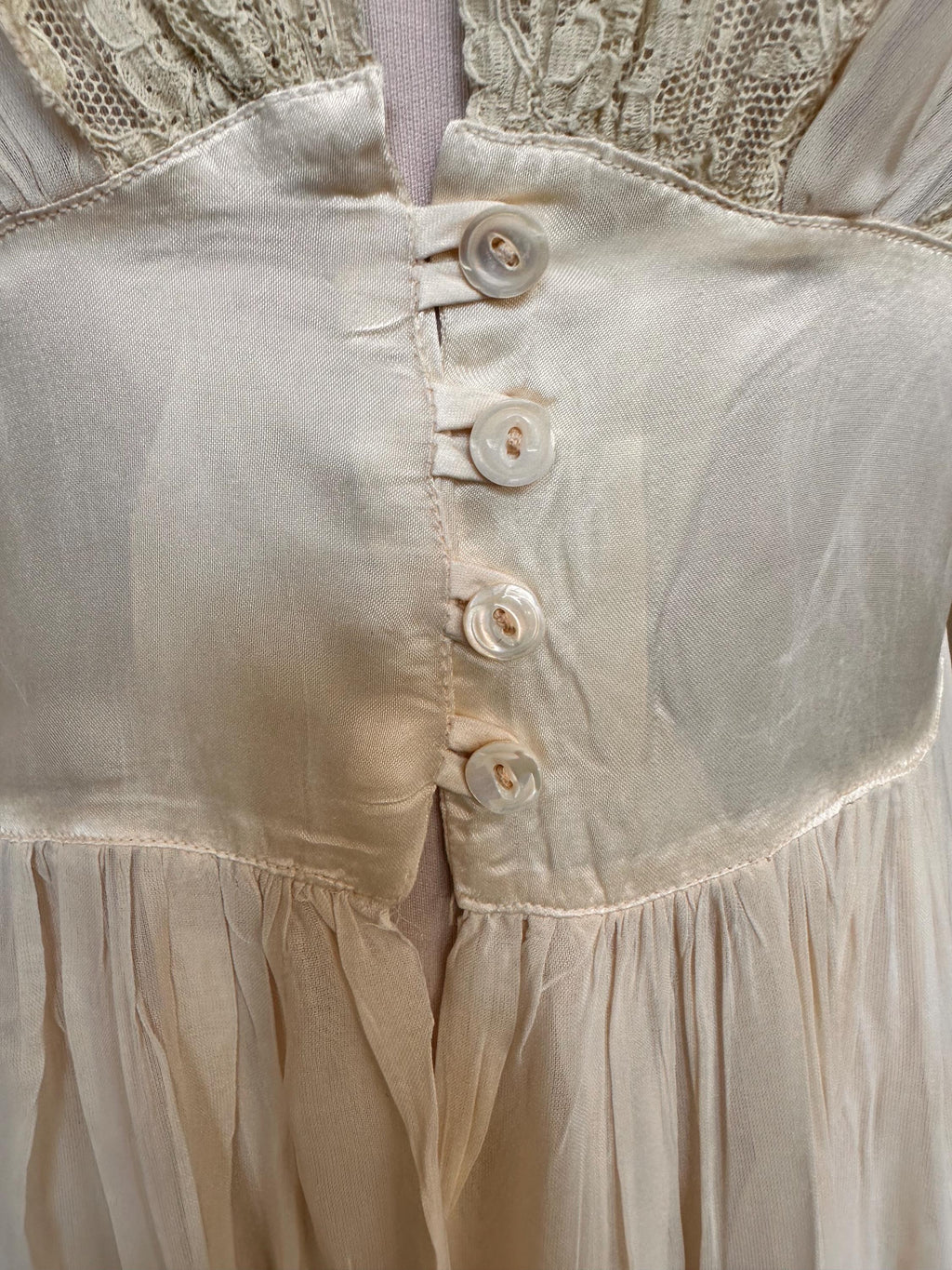 Vintage Forty Winks Ivory Lace Peignoir 1940s  Sheer Bridal Nightgown