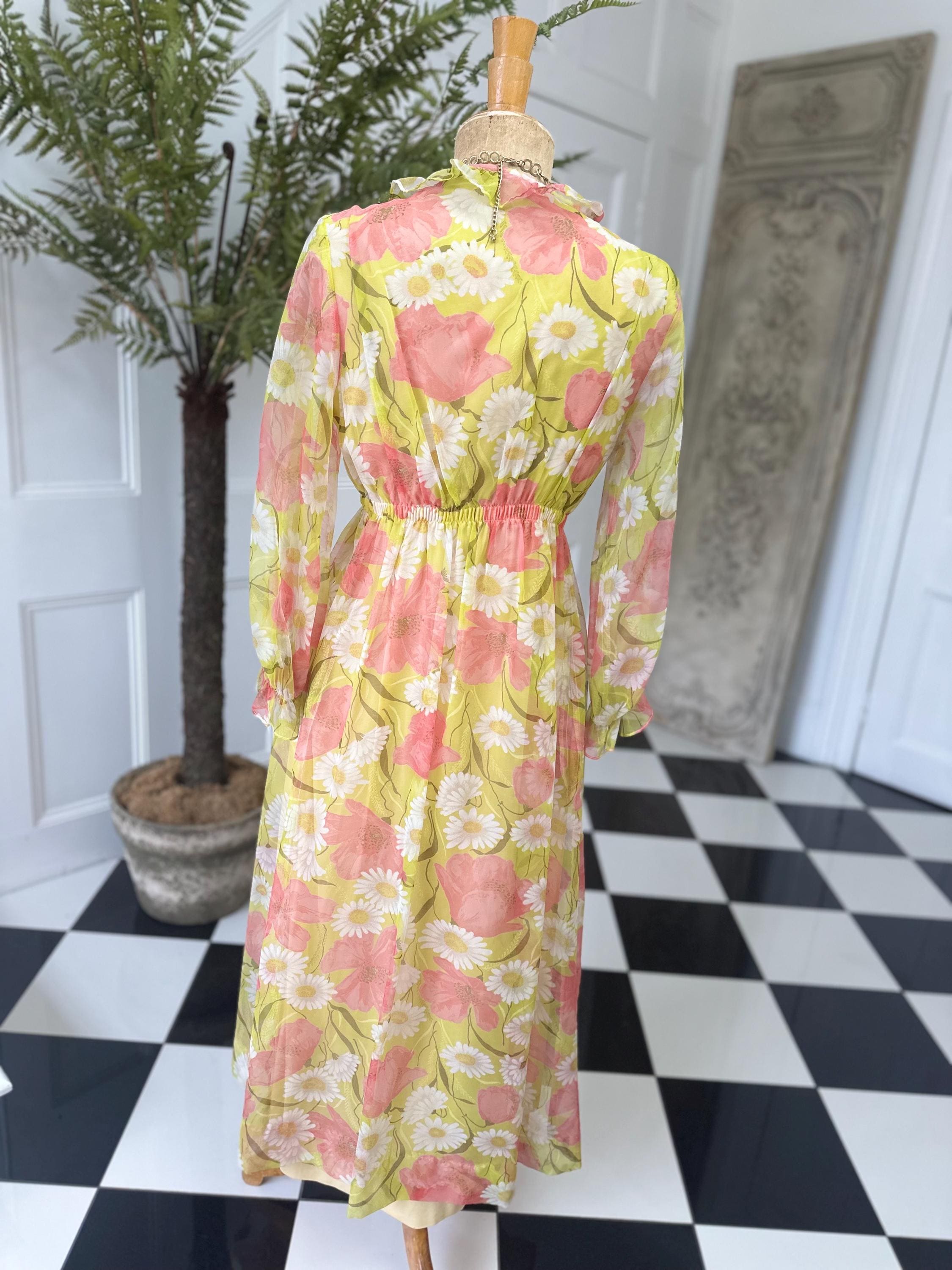 Vintage 1970s floral pink and yellow and green maxi dress with ruffle collar