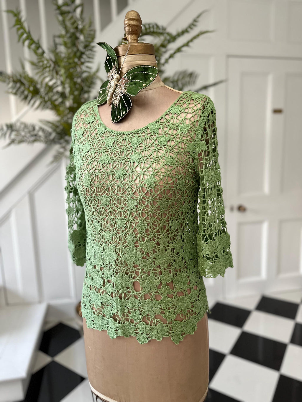 Green Hand Embroidered Knit Jumper: 3/4 Sleeves