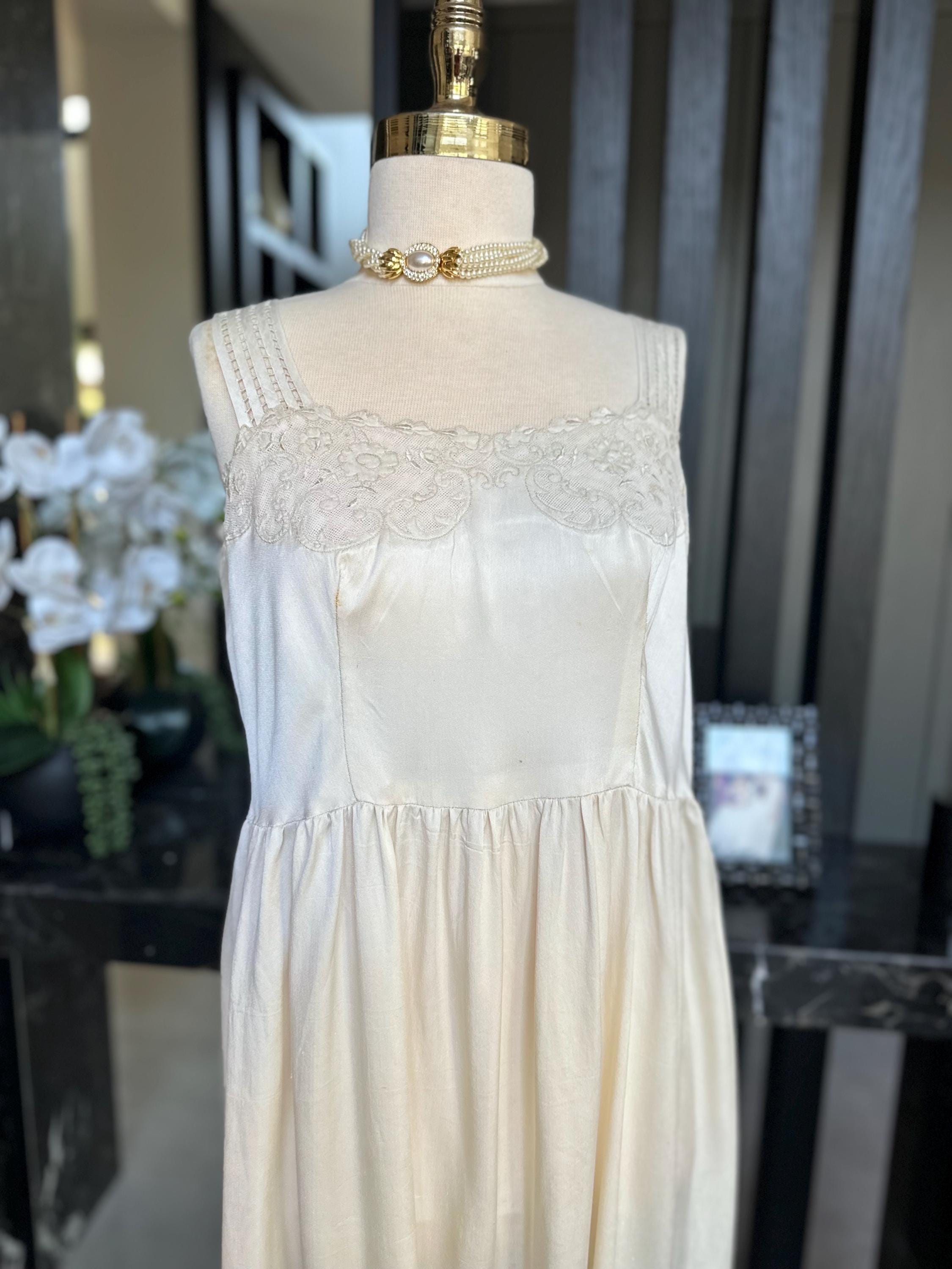 Vintage 1940s cream Silk Slip Dress with hand embroidery  Details