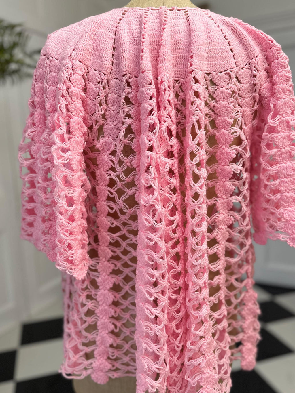 Vintage 1970s pink hand knitted cardigan
