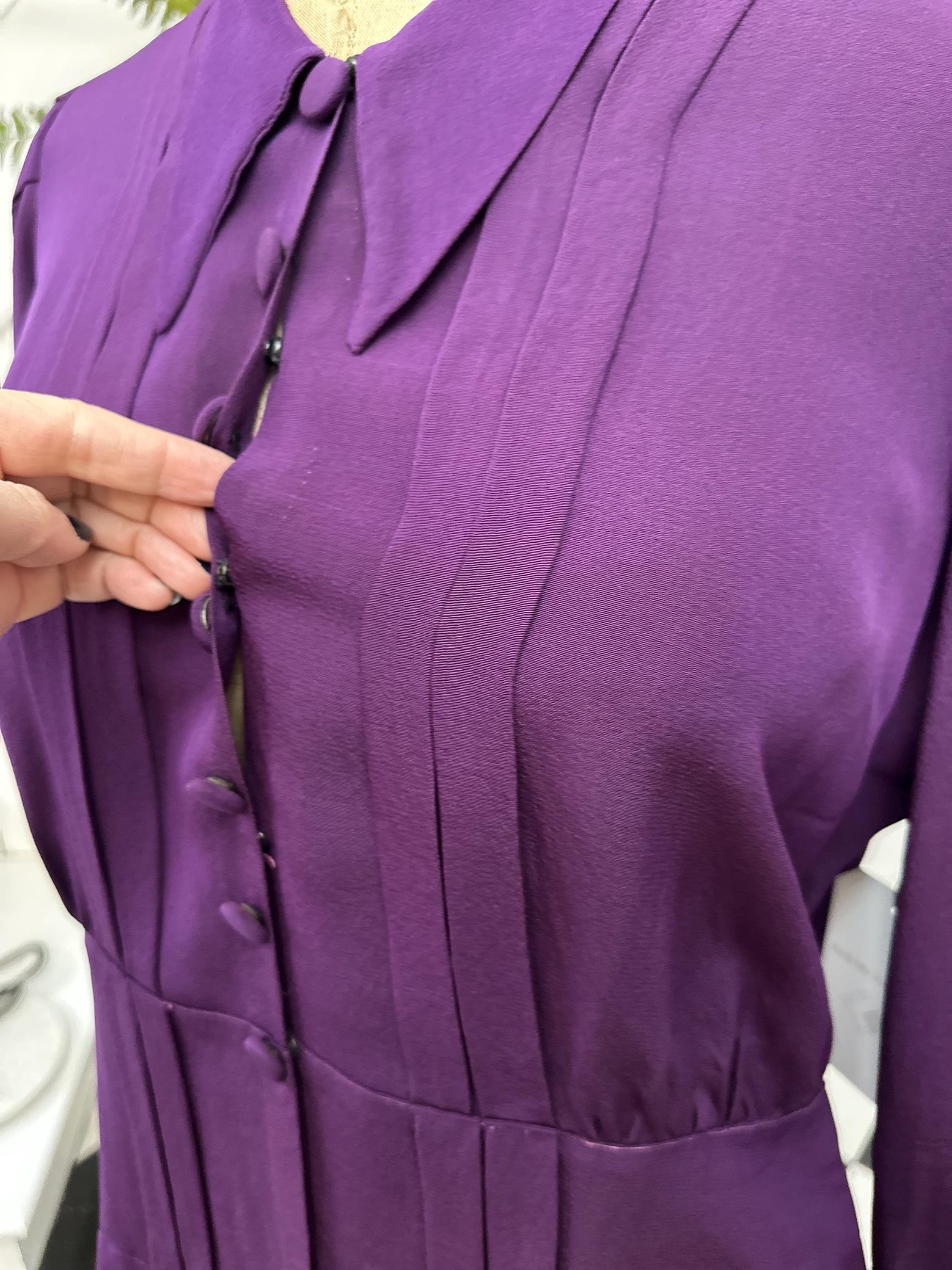 1940s silk blouse in dark purple