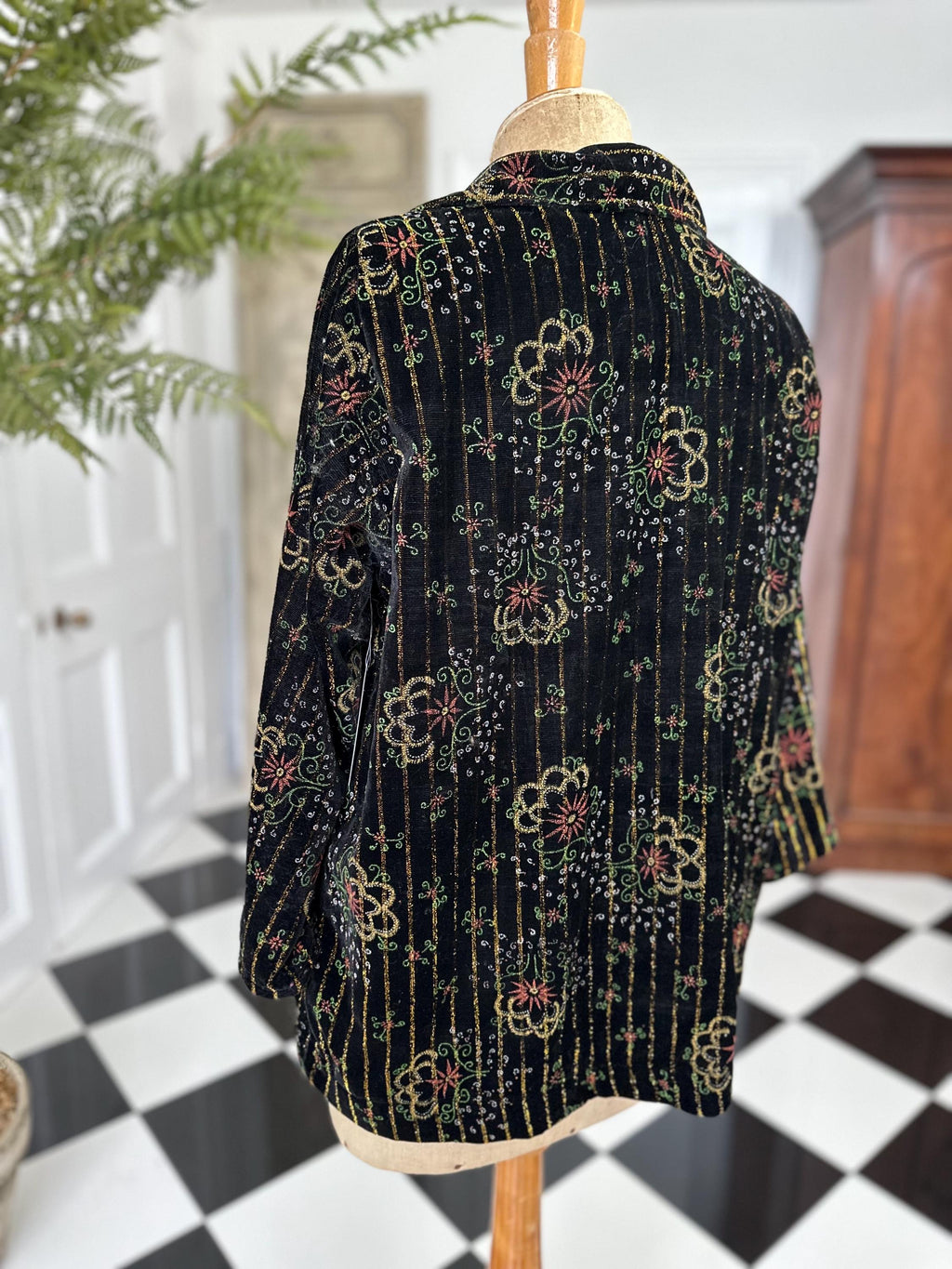 1970s box style velvet jacket blouse in gold thread floral embroidery