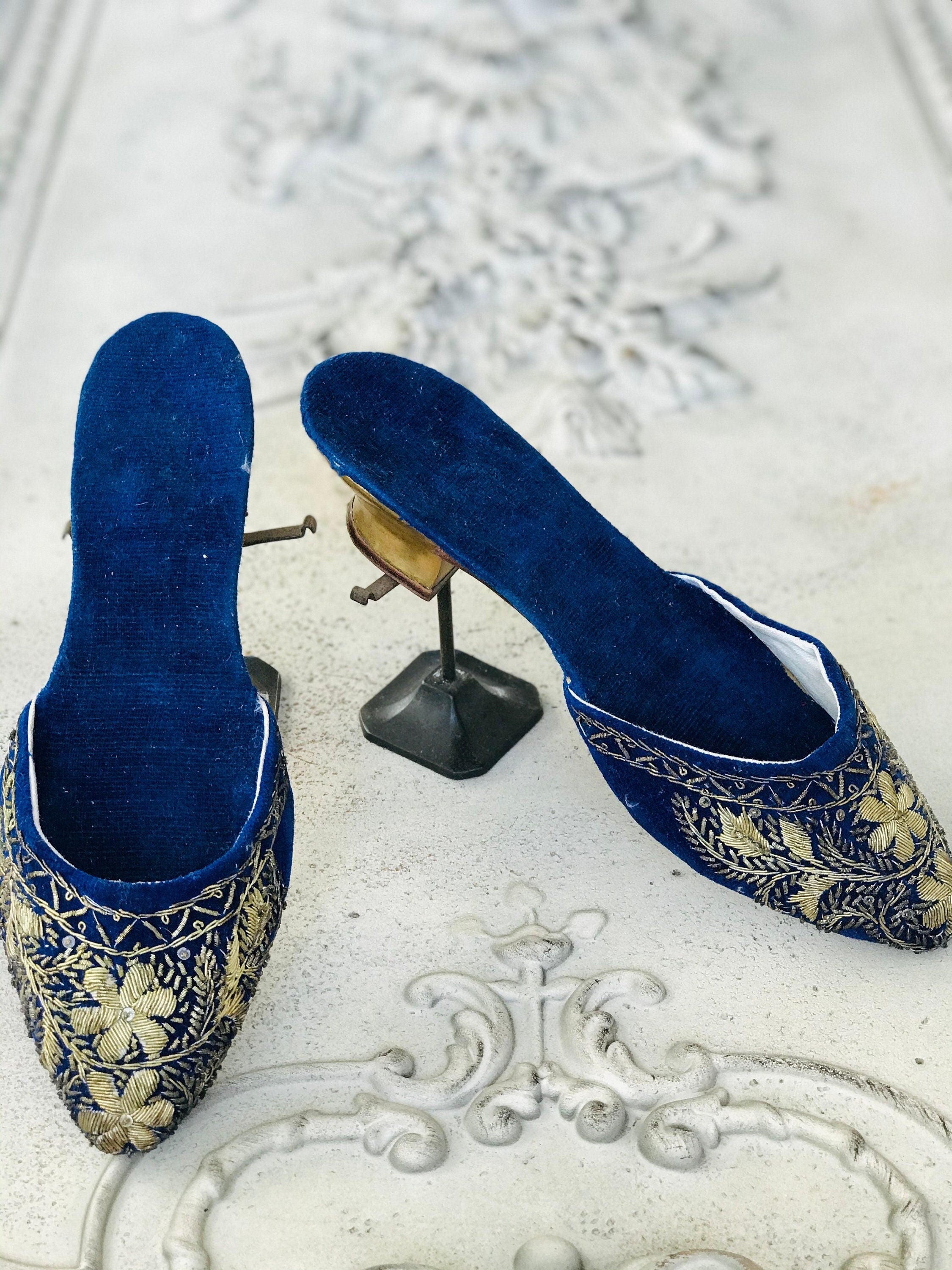 Antique midnight blue Ottoman slippers mules