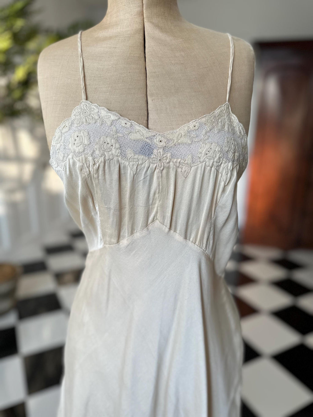 1930 Cream silk slip with embroidery to the front chest