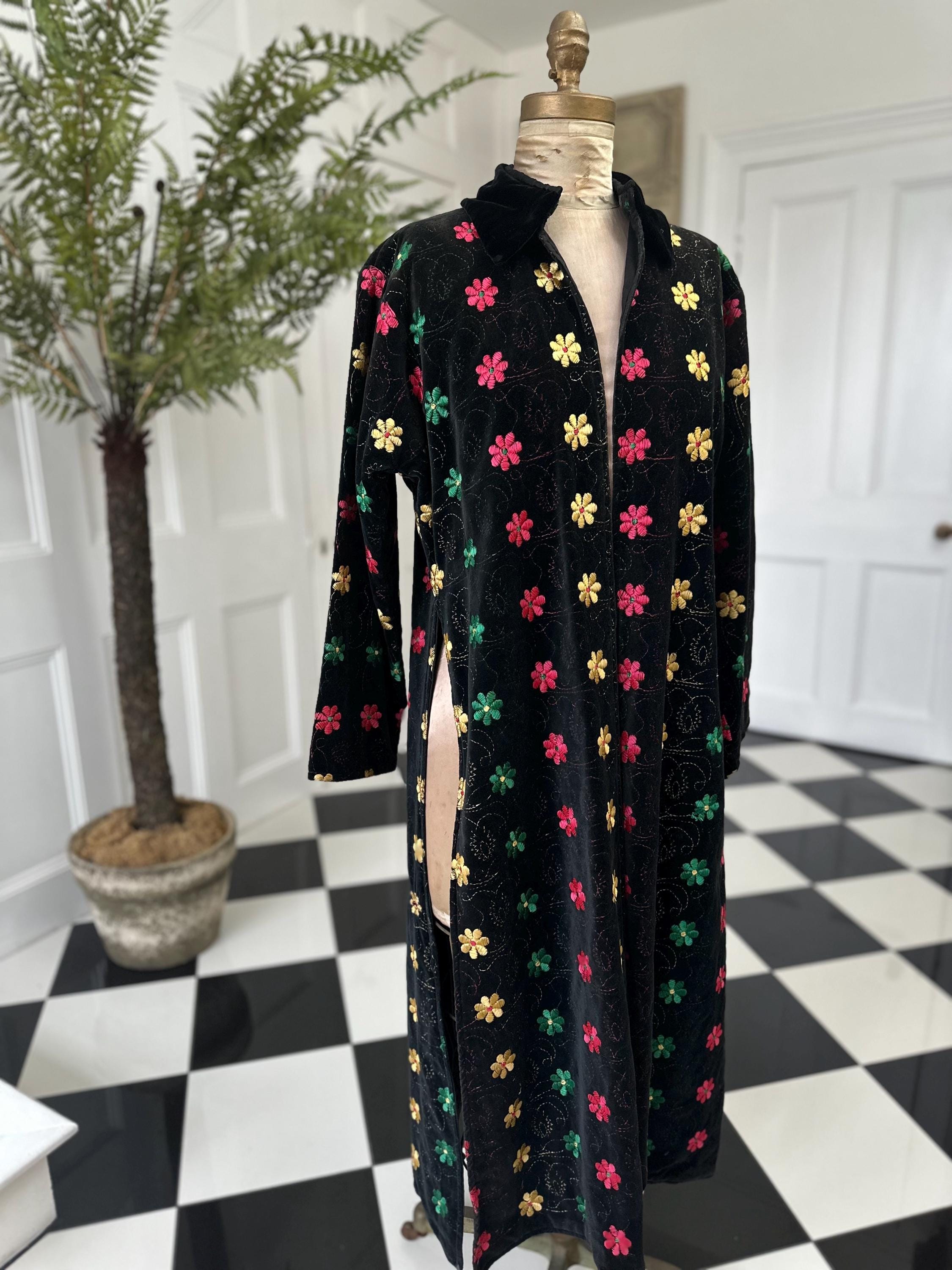 1950s black velvet kimono  house coat with silk embroidery coat