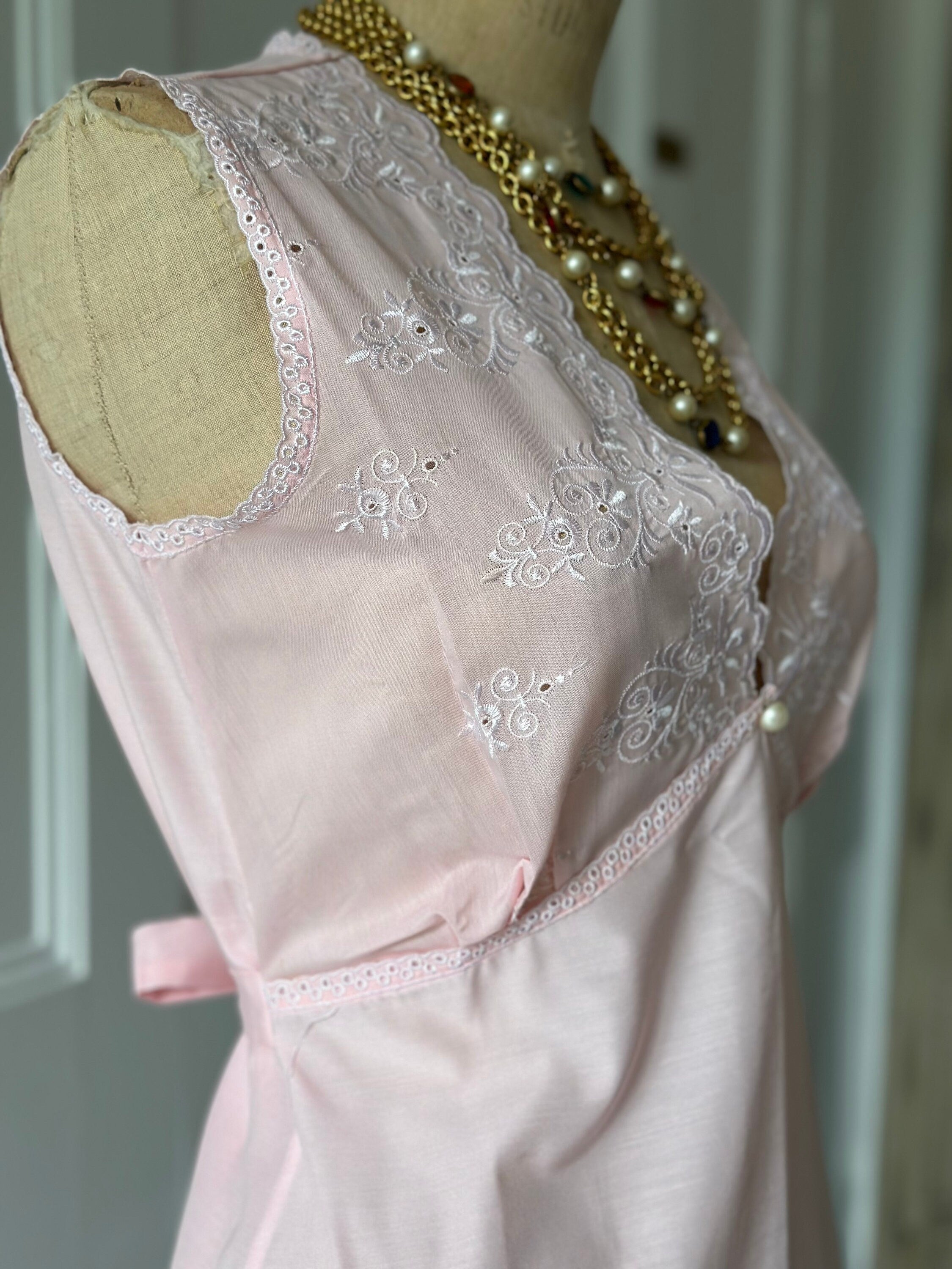 1970s baby pink long slip dress