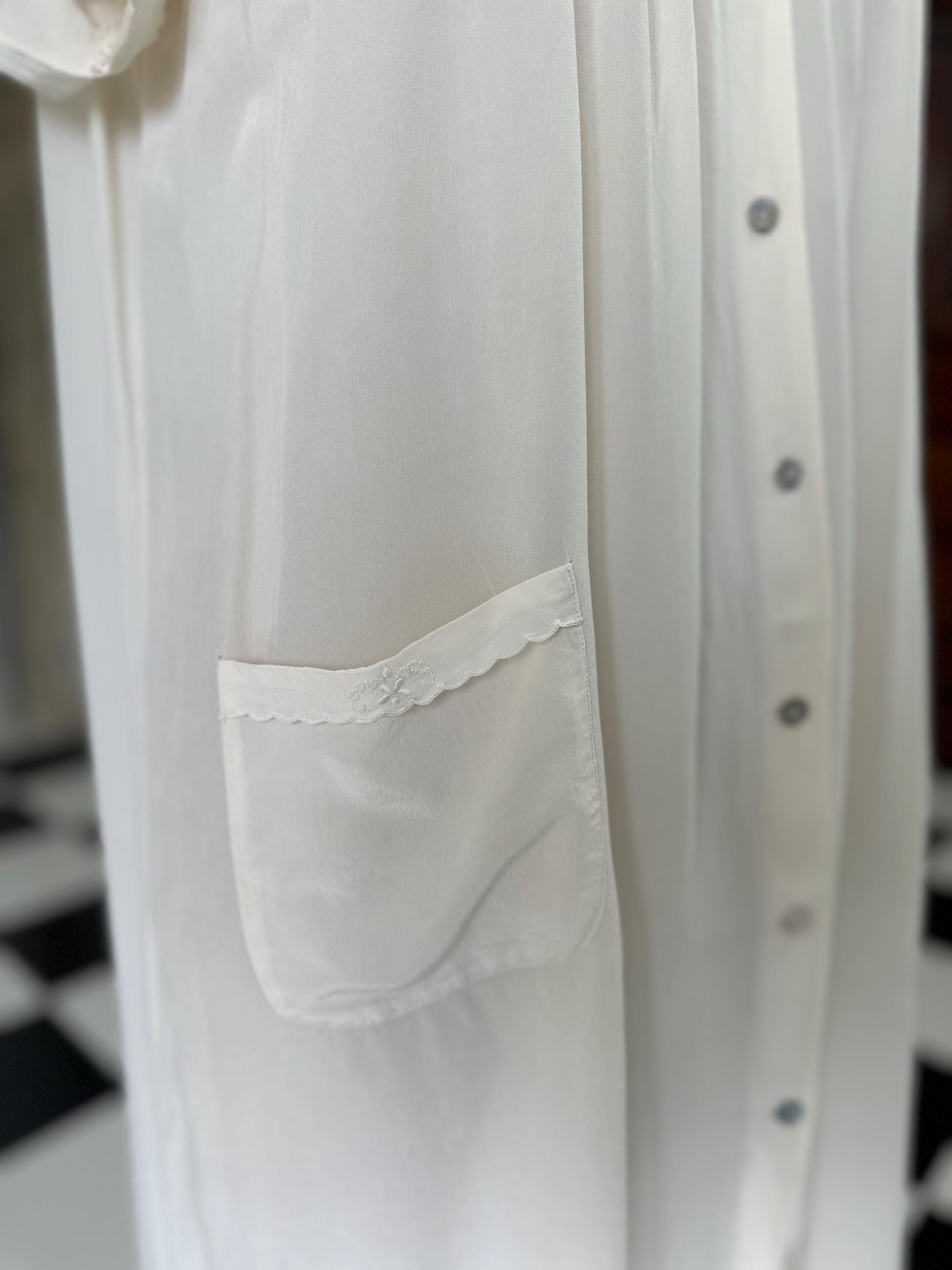 Vintage 1950s Cream Silk Housecoat with Hand Embroidery