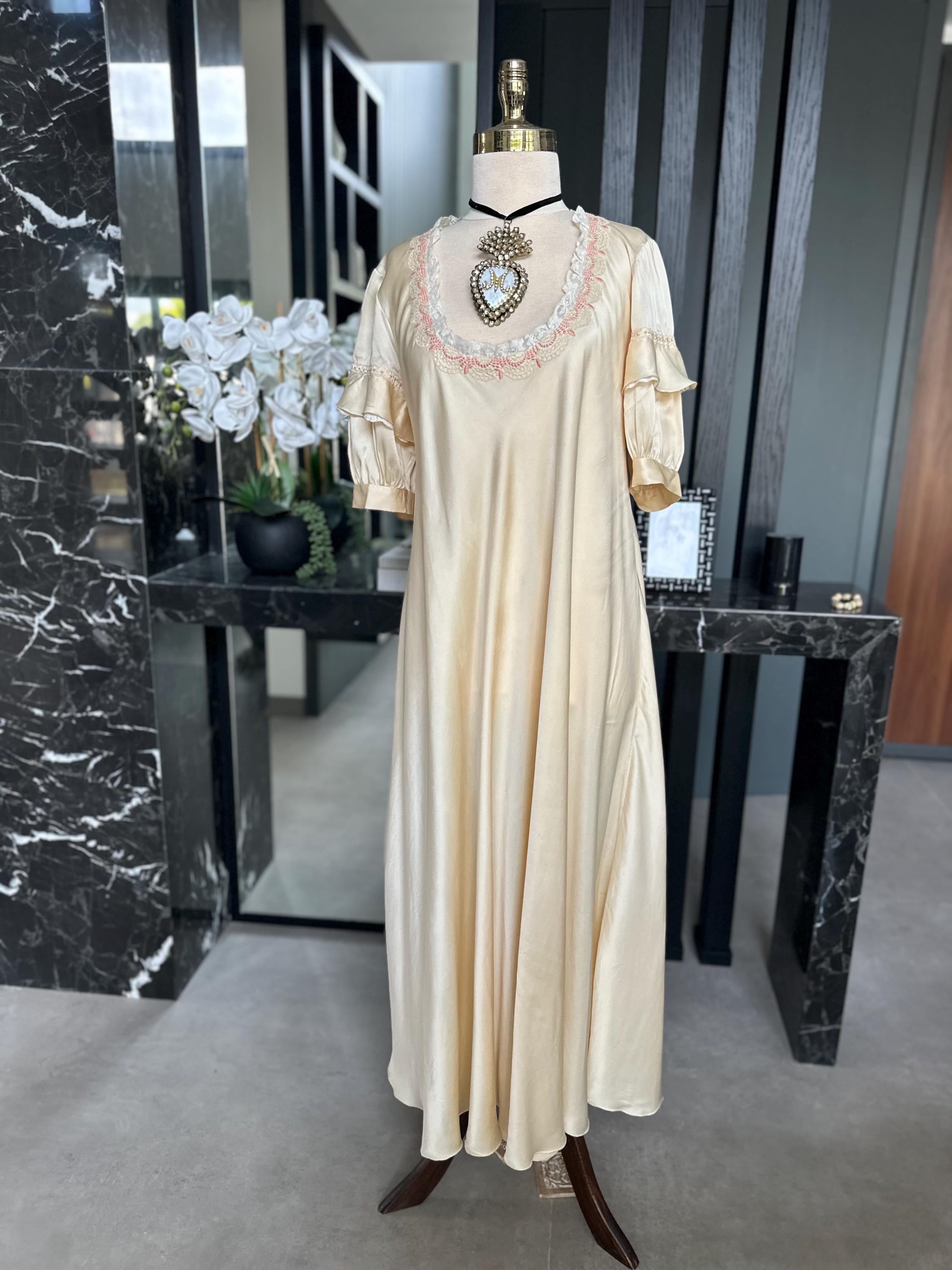 Antique  Green  Silk slip dress 1920s Old Hollywood Glamour