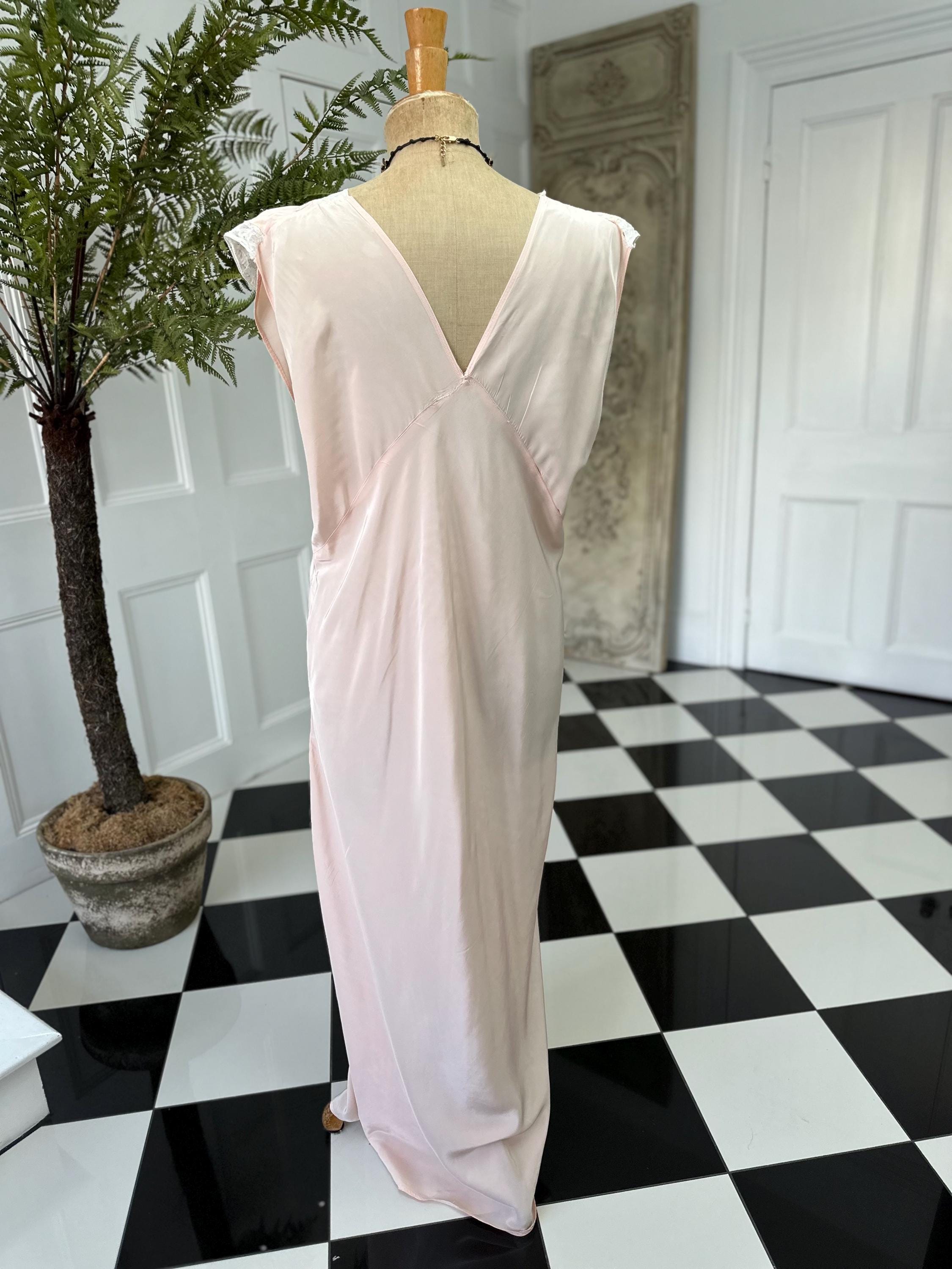 1930s Pale Pink Slip Dress: Vintage Bias Cut with Cream Lace