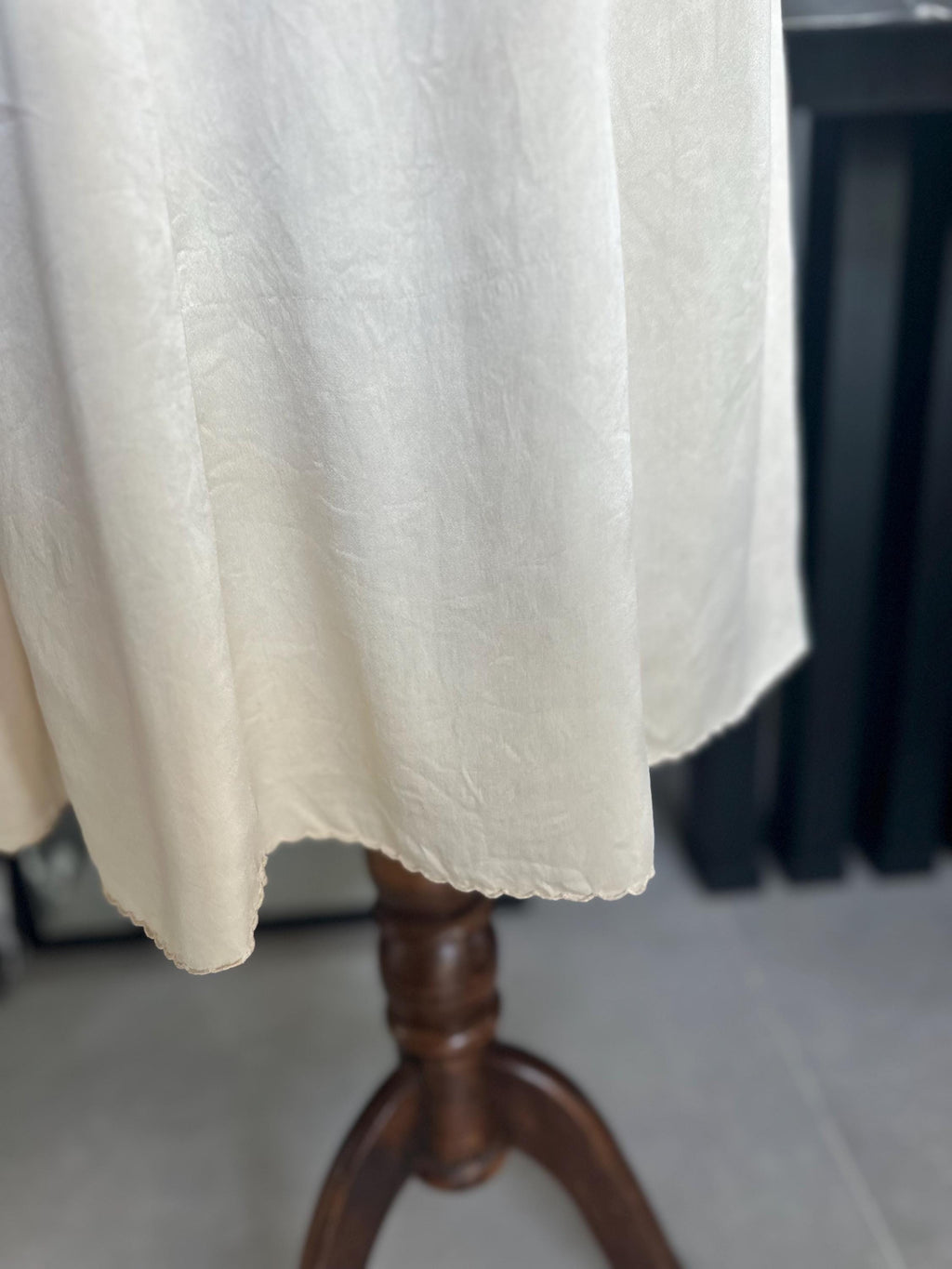 Antique 1930s cream Silk Slip