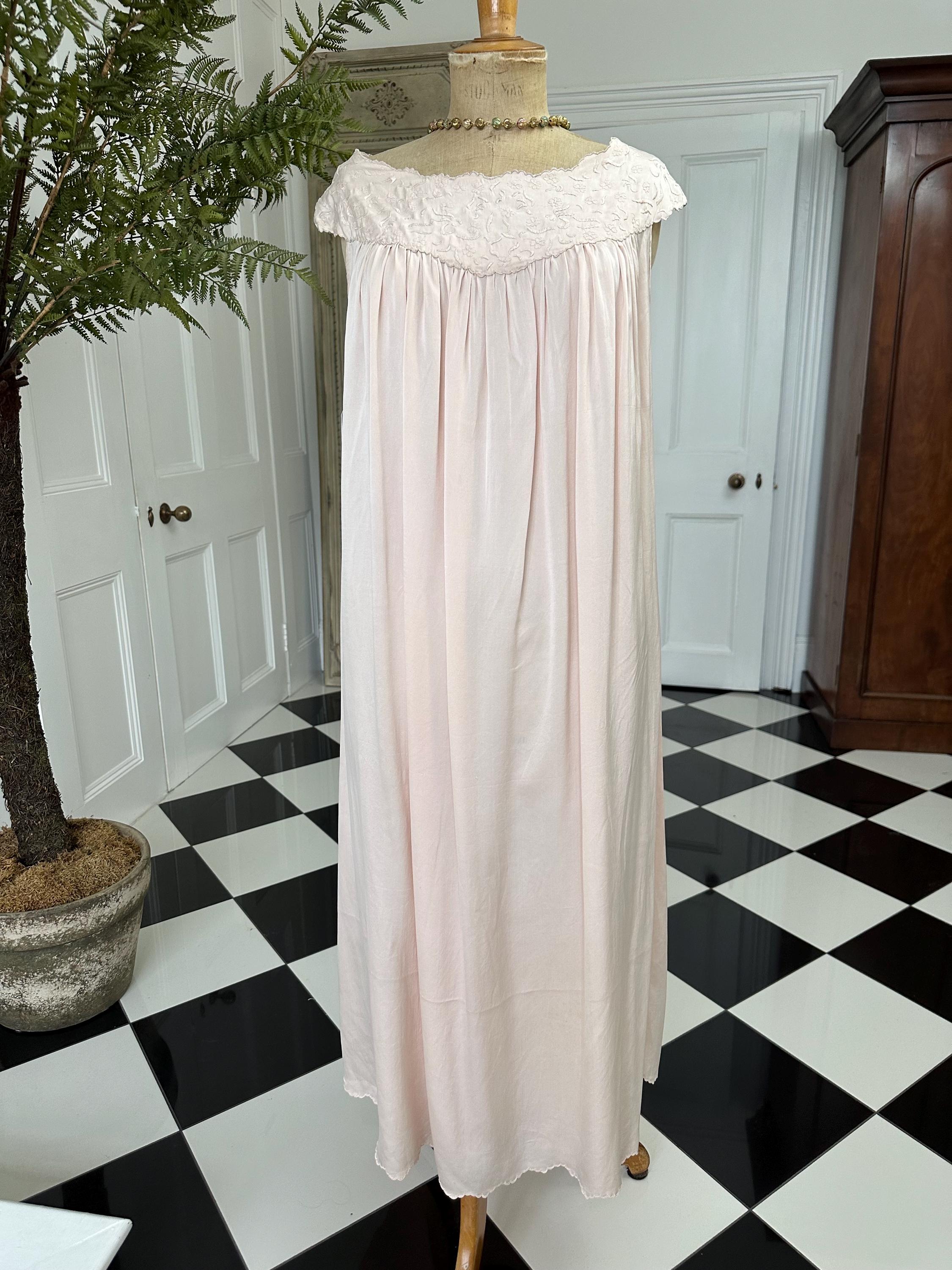 1940s pale lilac pink silk loose slip dress with boat neckline with  embroidery