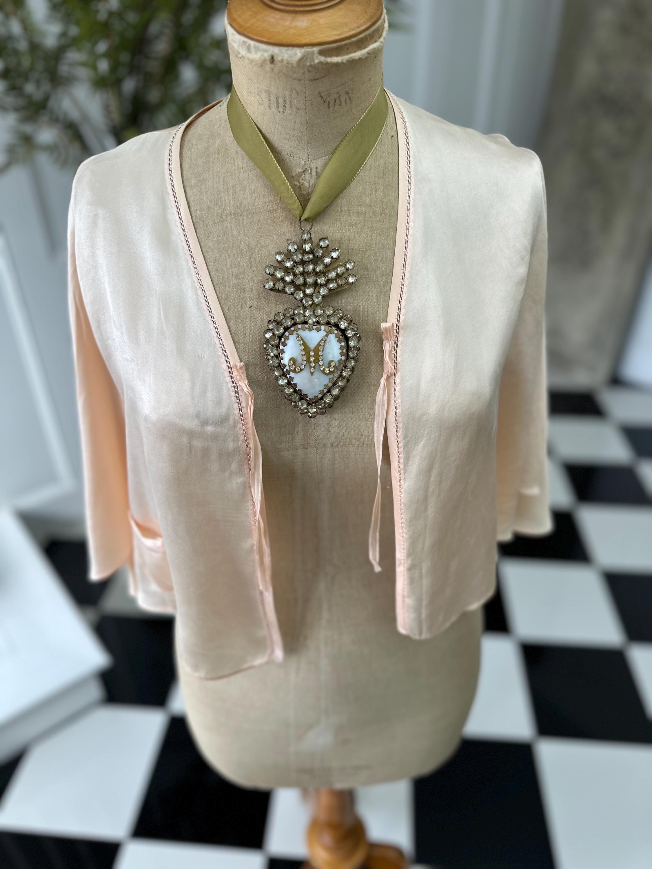 1930s Peach Silk Bed Jacket with Tiny Pocket