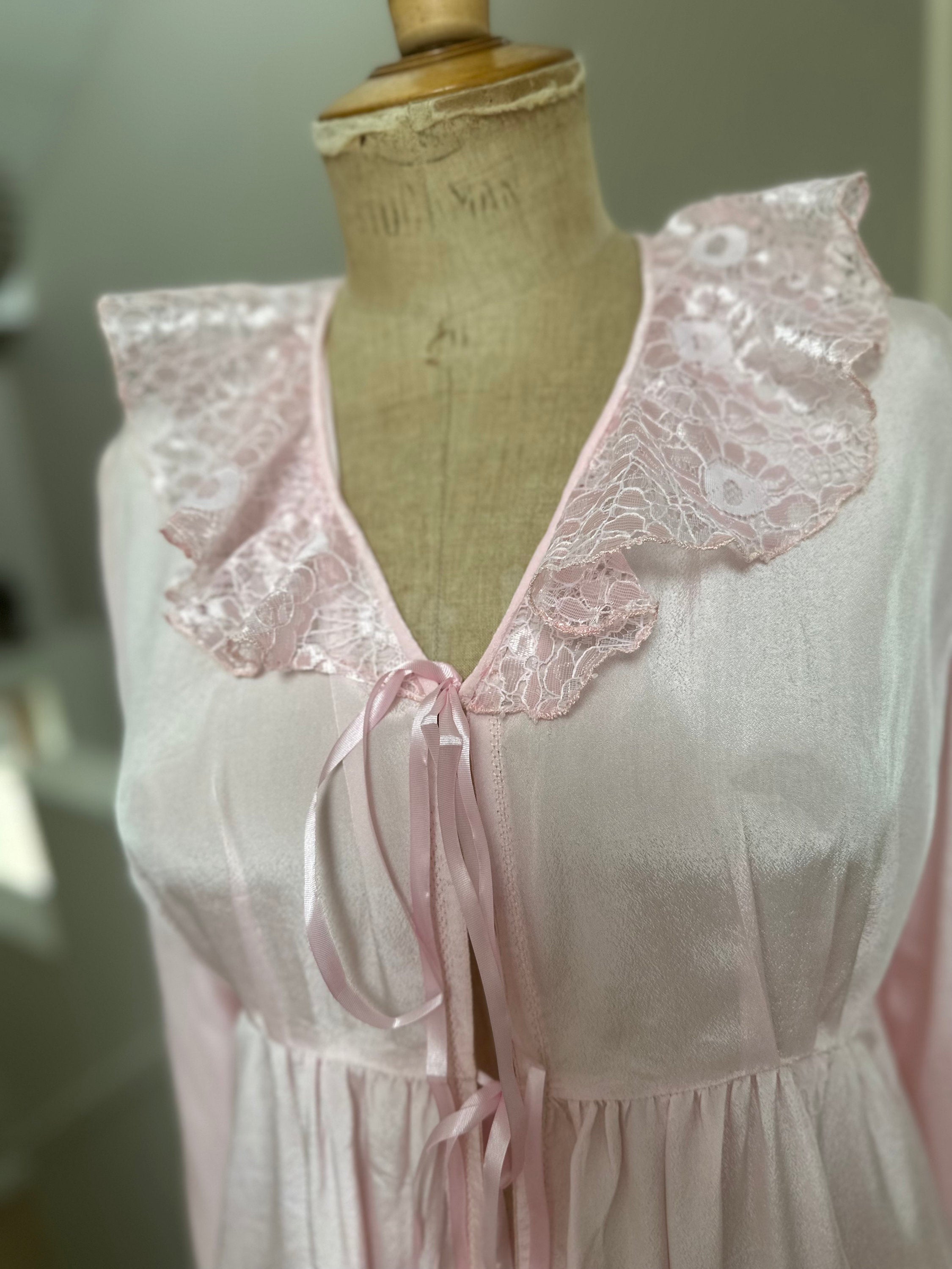 1970s Pink silky and lace long gown house coat