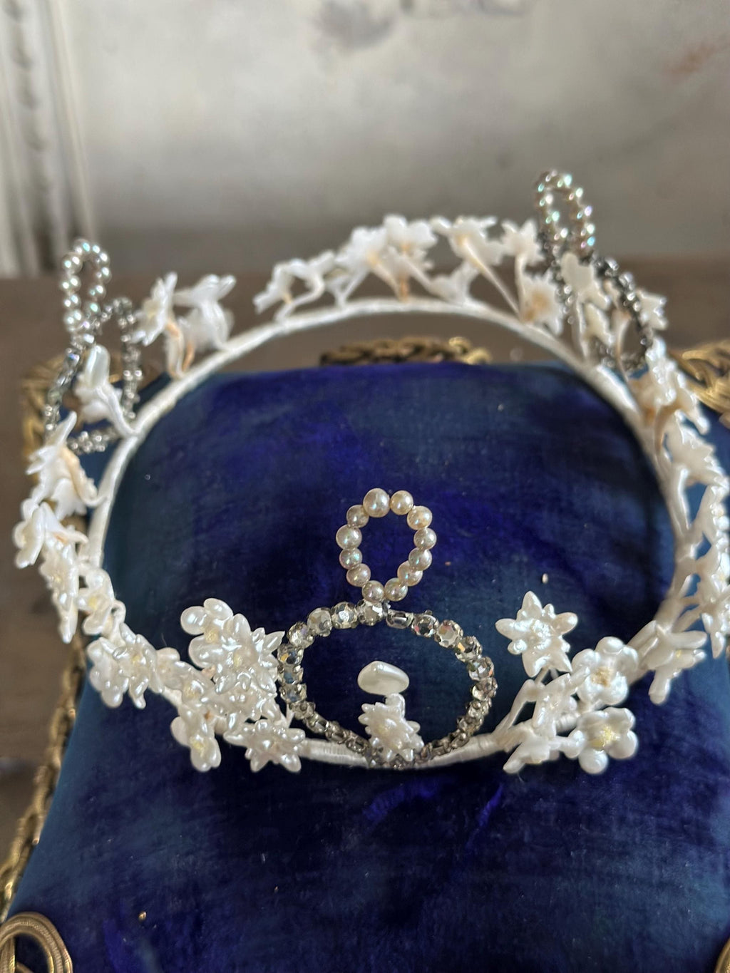 1910s 1920s Wax Elegant Handcrafted Pearl and Crystal wedding Tiara