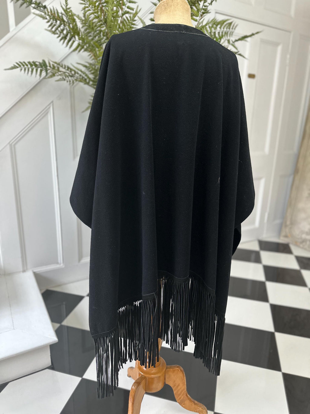 1970s black poncho 100% cashmere as stated on the label