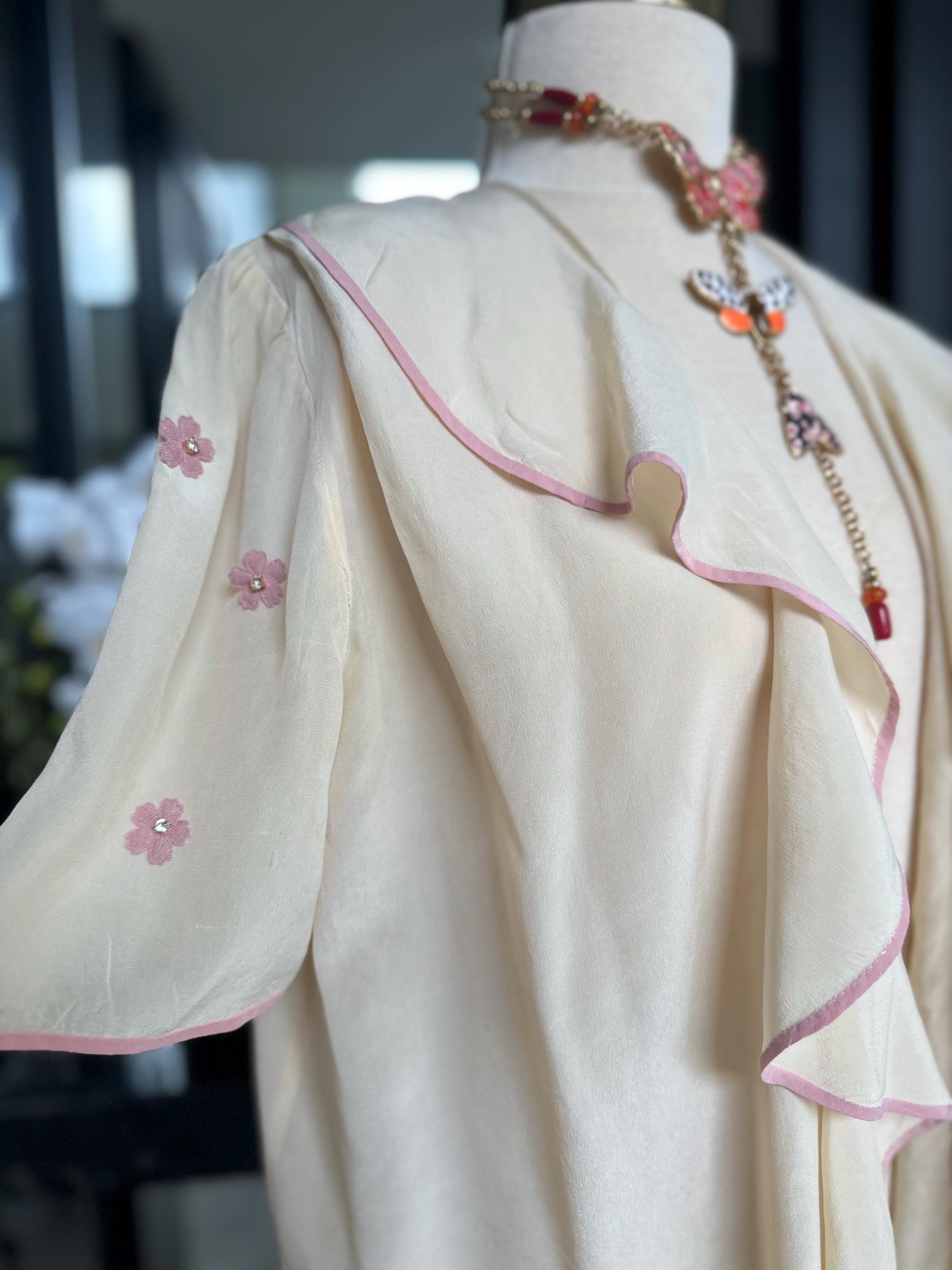 Antique 1930s Silk Bed Jacket – Authentic Art Deco Ruffled Bolero with Floral applique