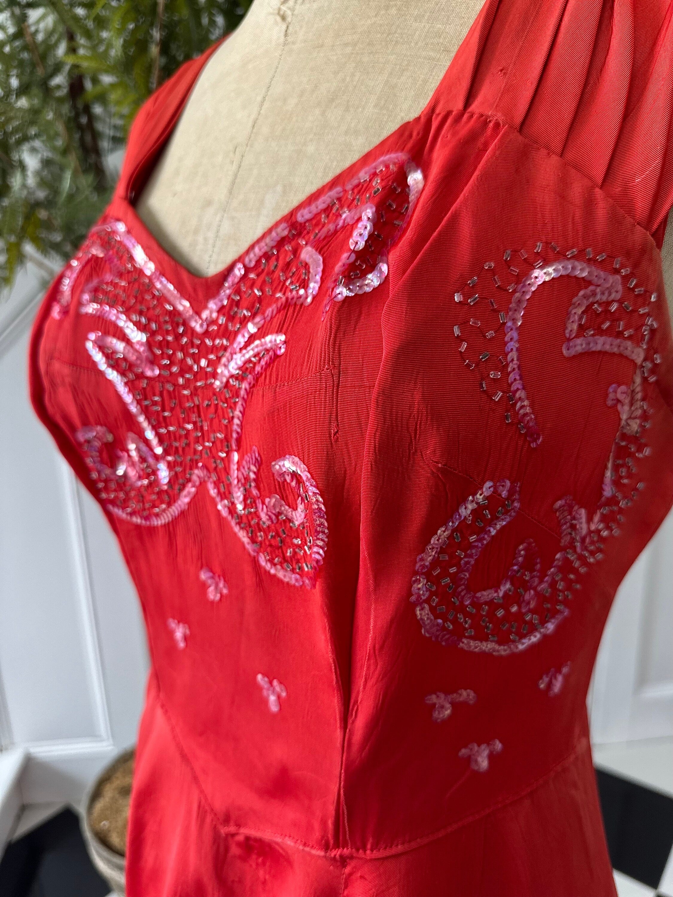 1940s Red Taffeta Evening Dress: Sequin Old Hollywood Gown (UK 12/14)
