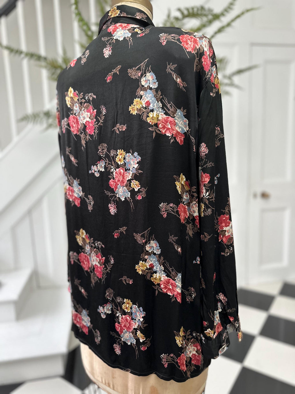 1980s Satin Black Floral Long Sleeve Blouse Vintage Chic