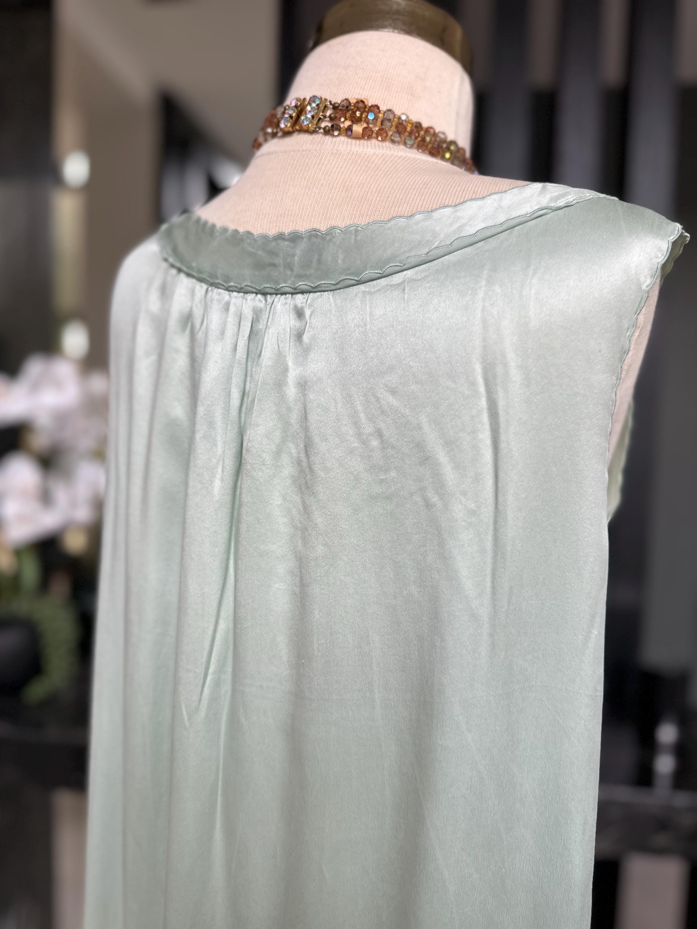 Vintage Green  Silk slip dress – Off-Shoulder Gown