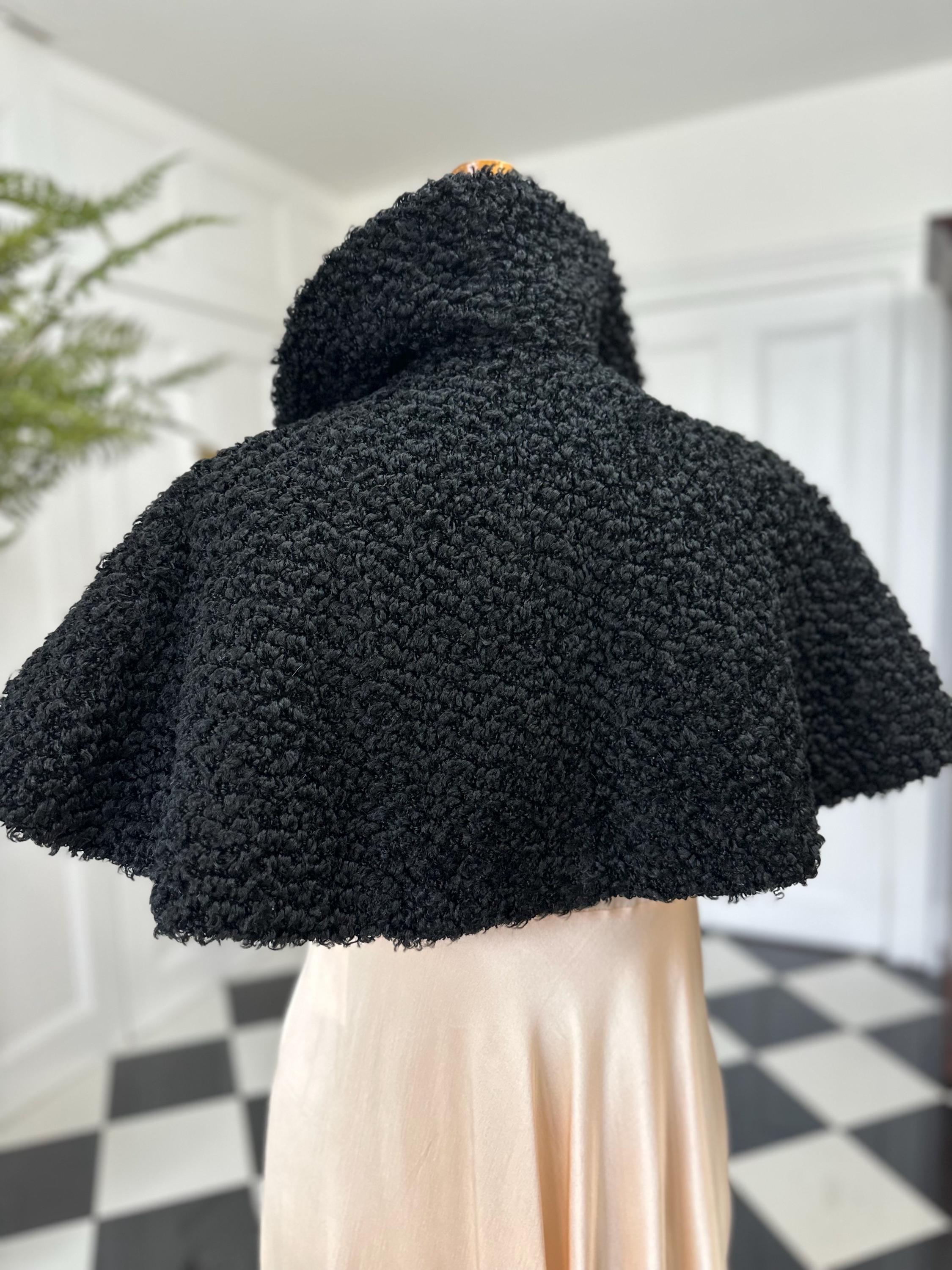 Victorian black shoulder cape