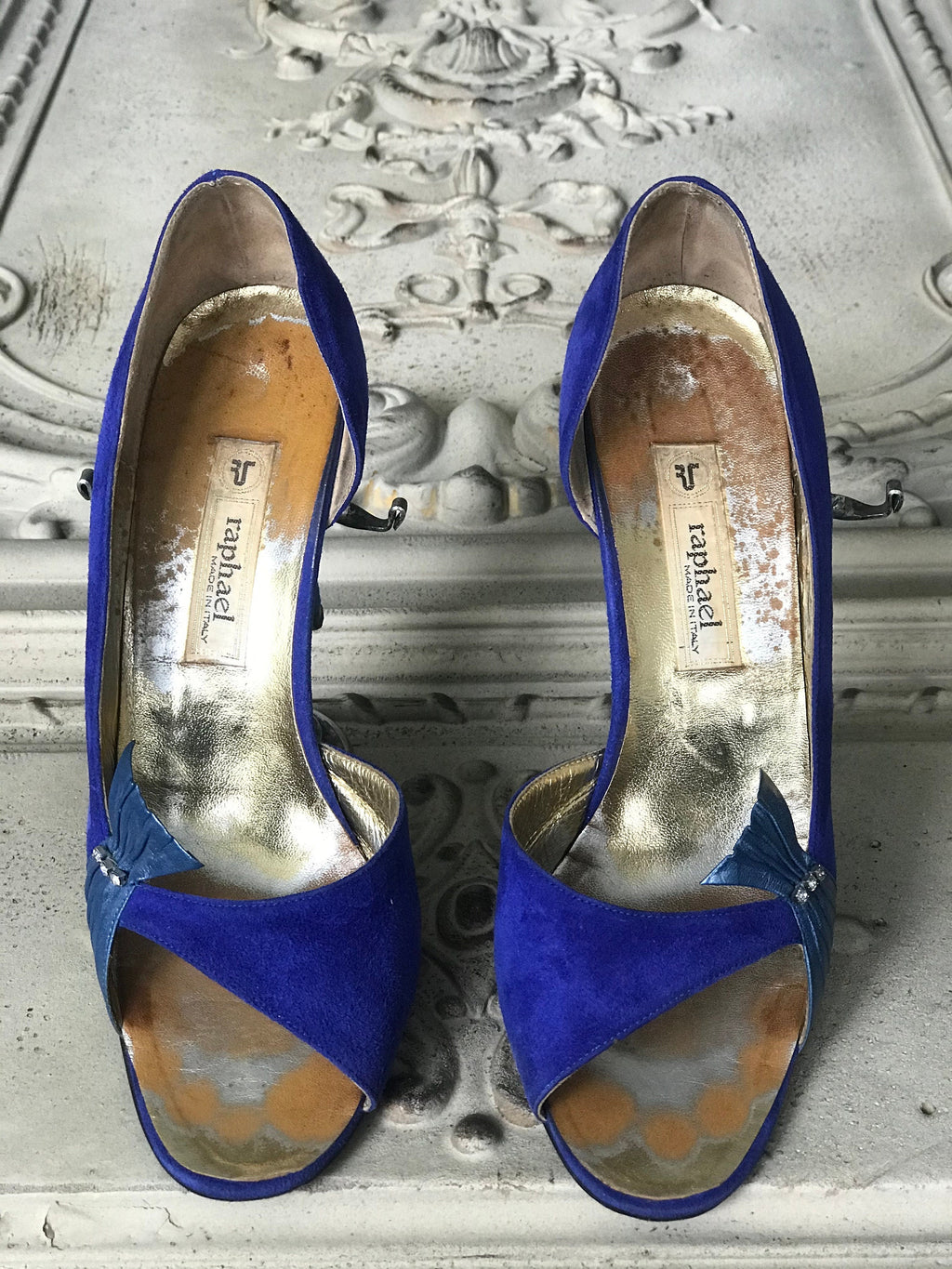 UK5 (38) Cobalt blue suede shoes label Raphael