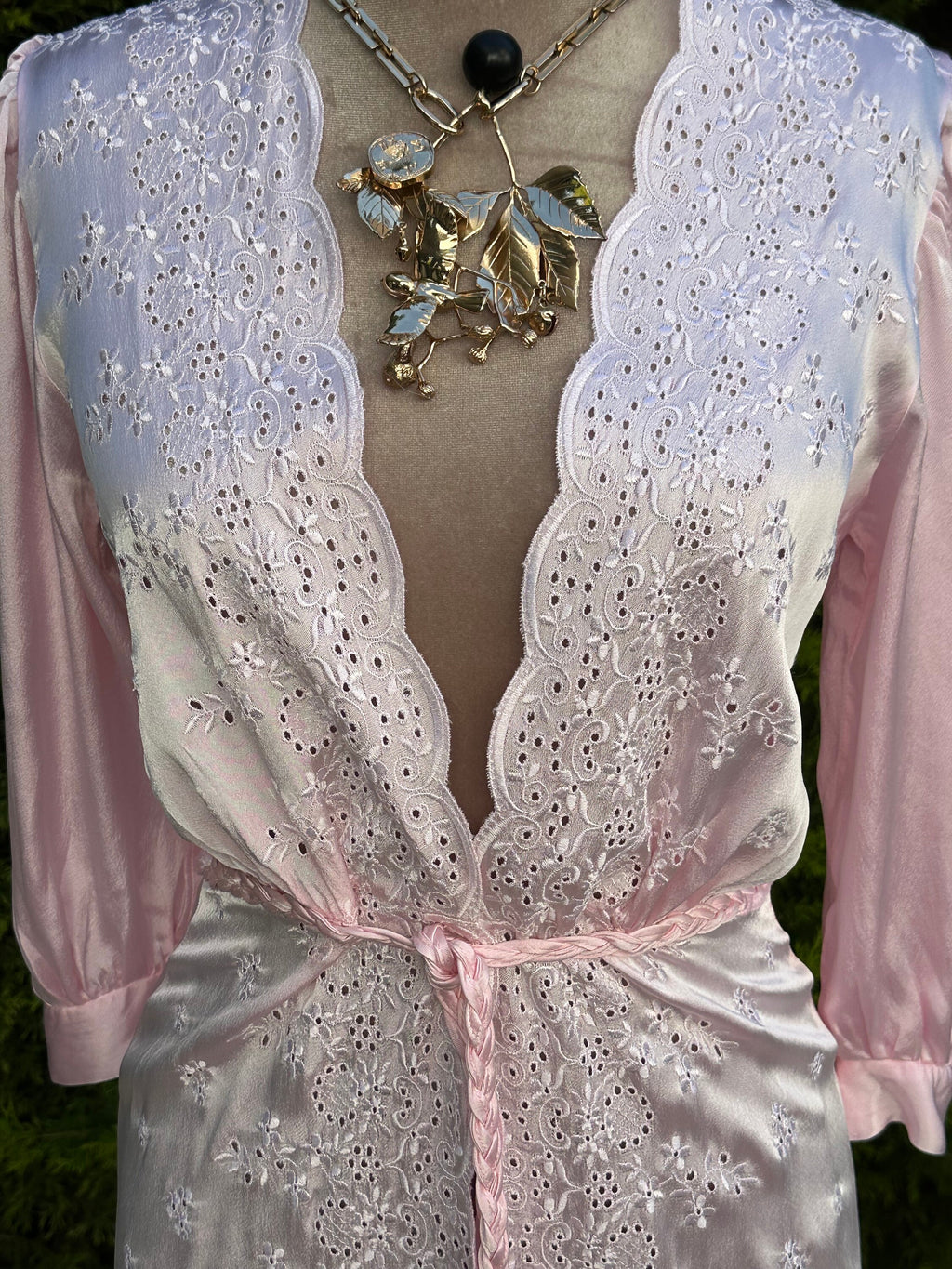 1970 vintage pink peignoir dressing gown kimono