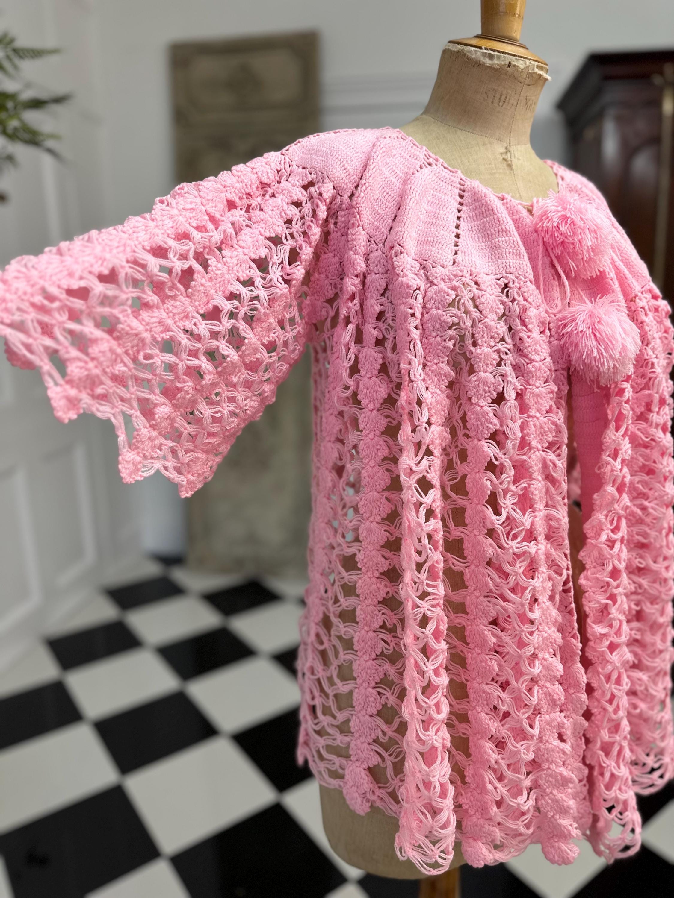 Vintage 1970s pink hand knitted cardigan