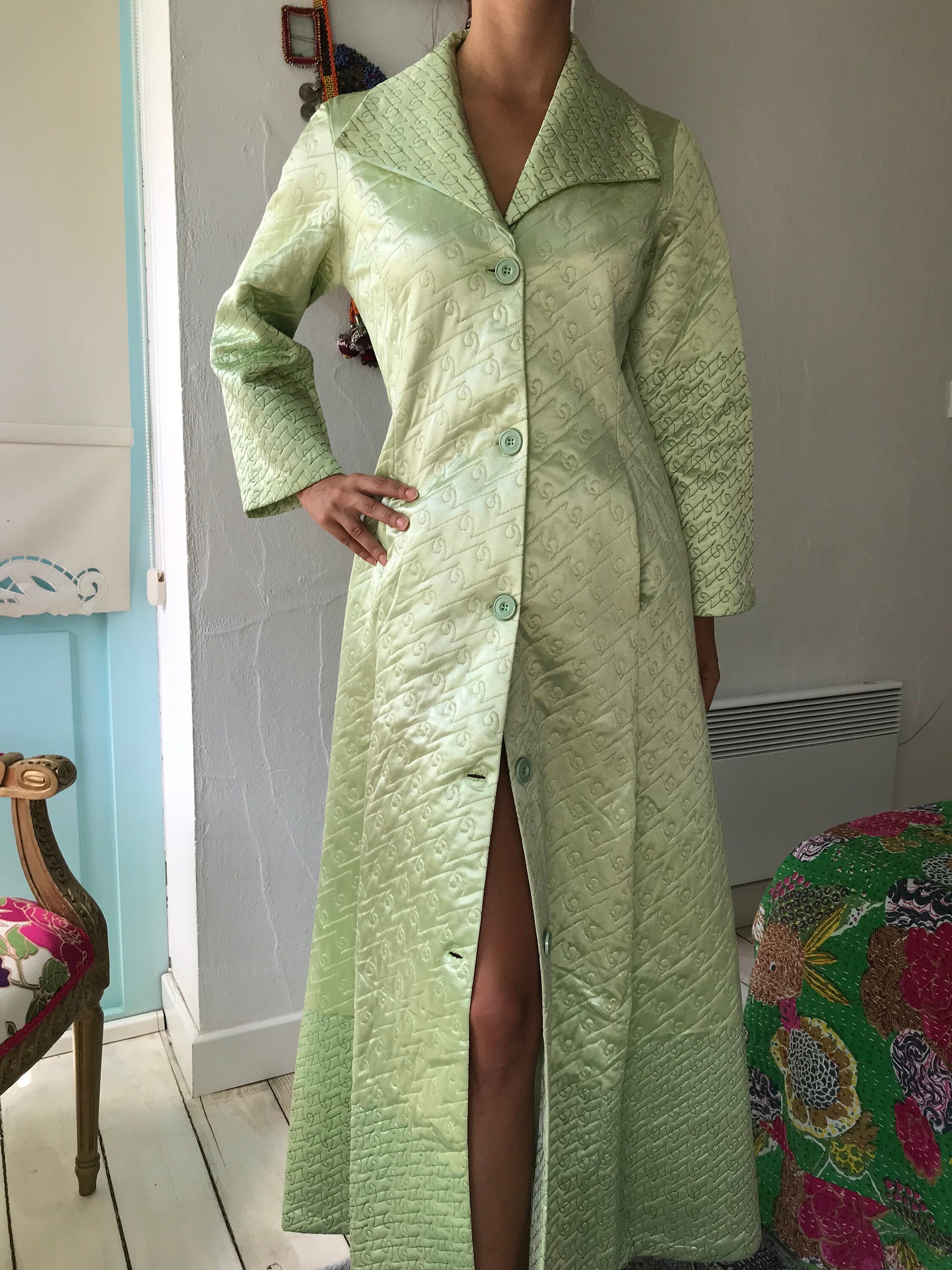 1970s mint green dressing gown housecoat