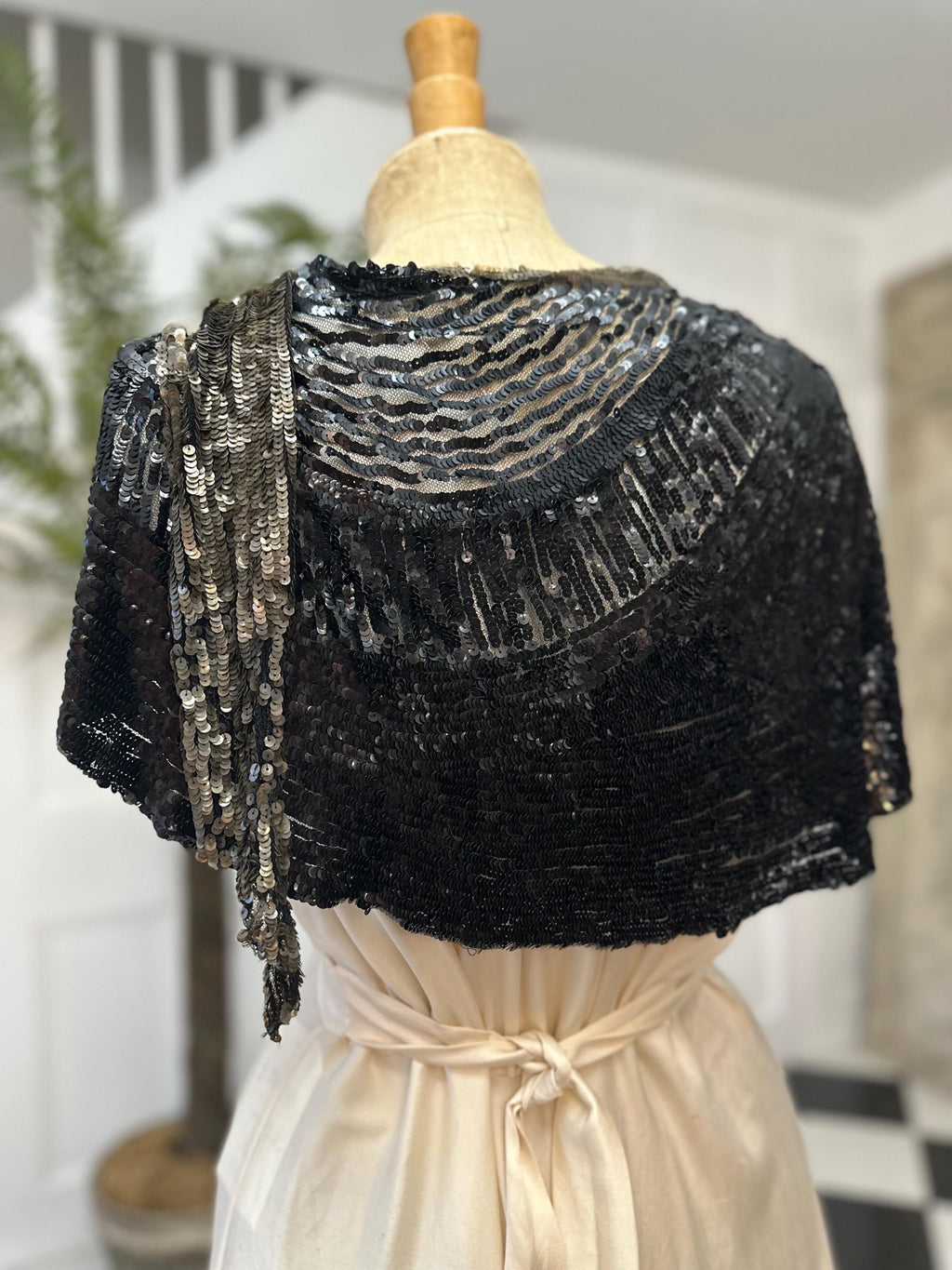 1920s Sequin black and gold shawl