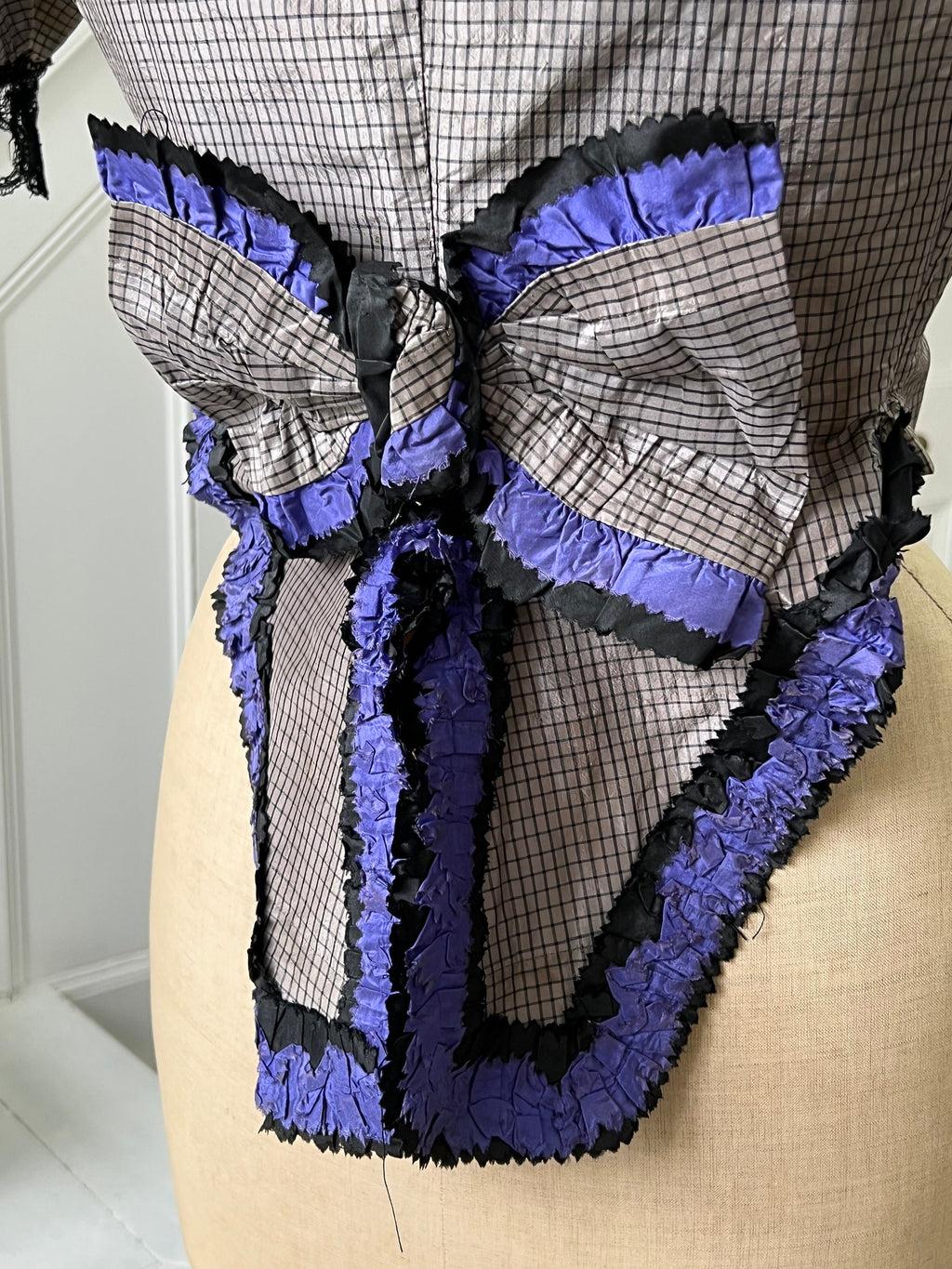 1830s 40s Regency period silk bodice with a large bow on the back