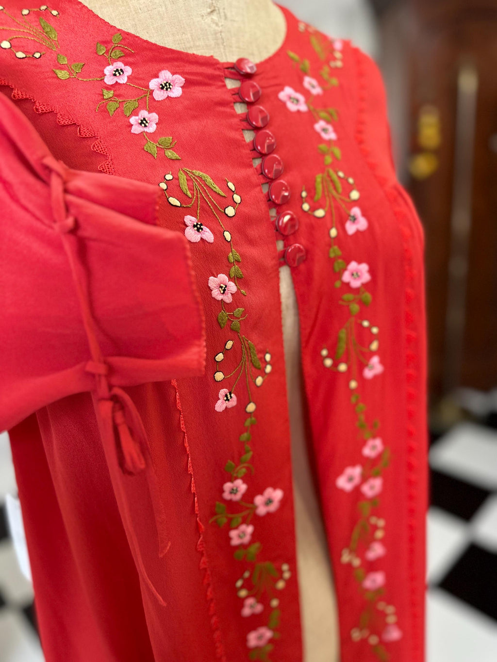 1940s Silk red house coat dressing gown with silk embroidery to the front