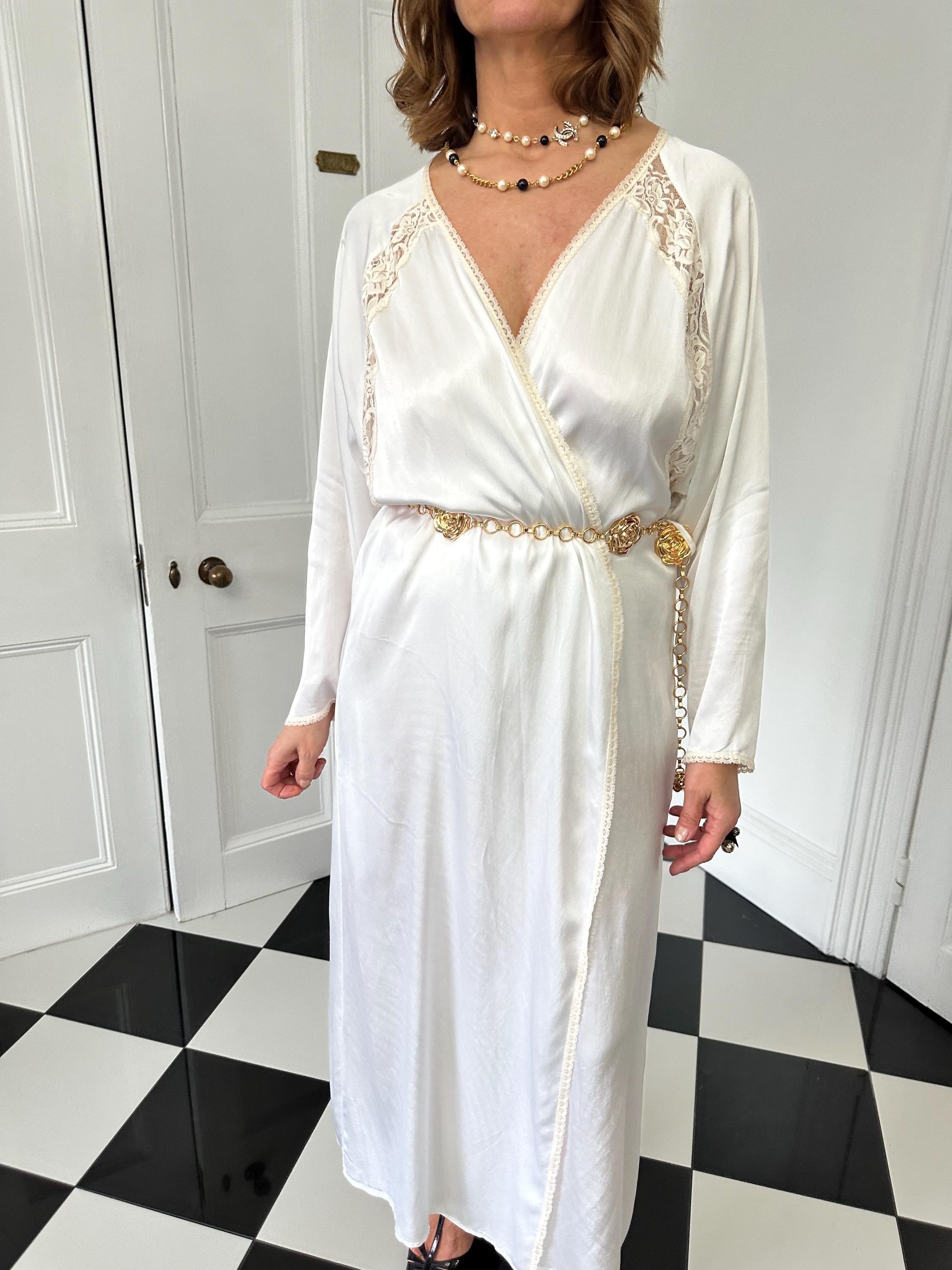 1970s vintage white satin wrap dress robe