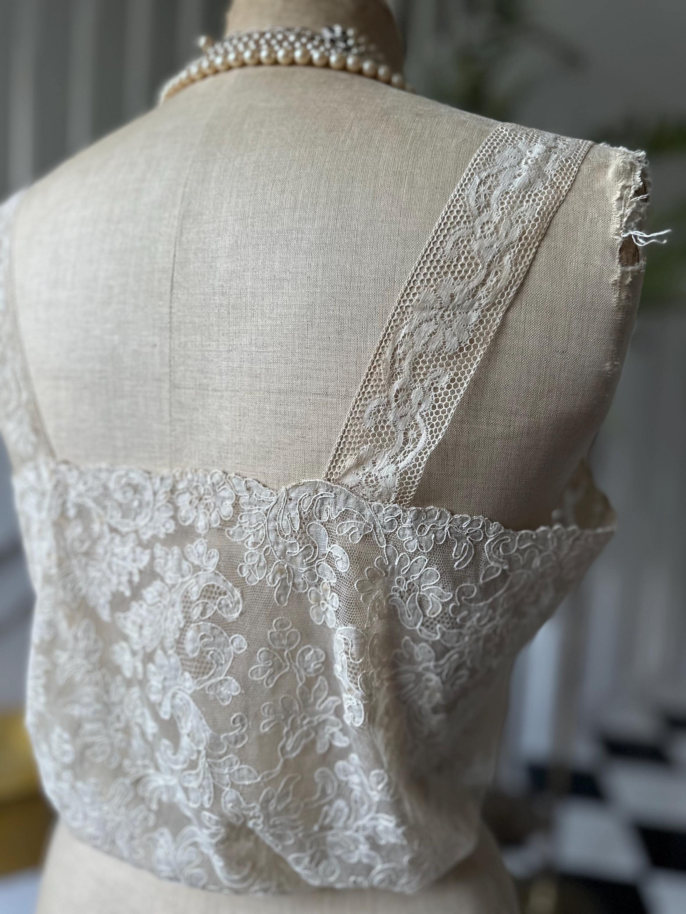 1930s beige lace camisole chemise corset cover