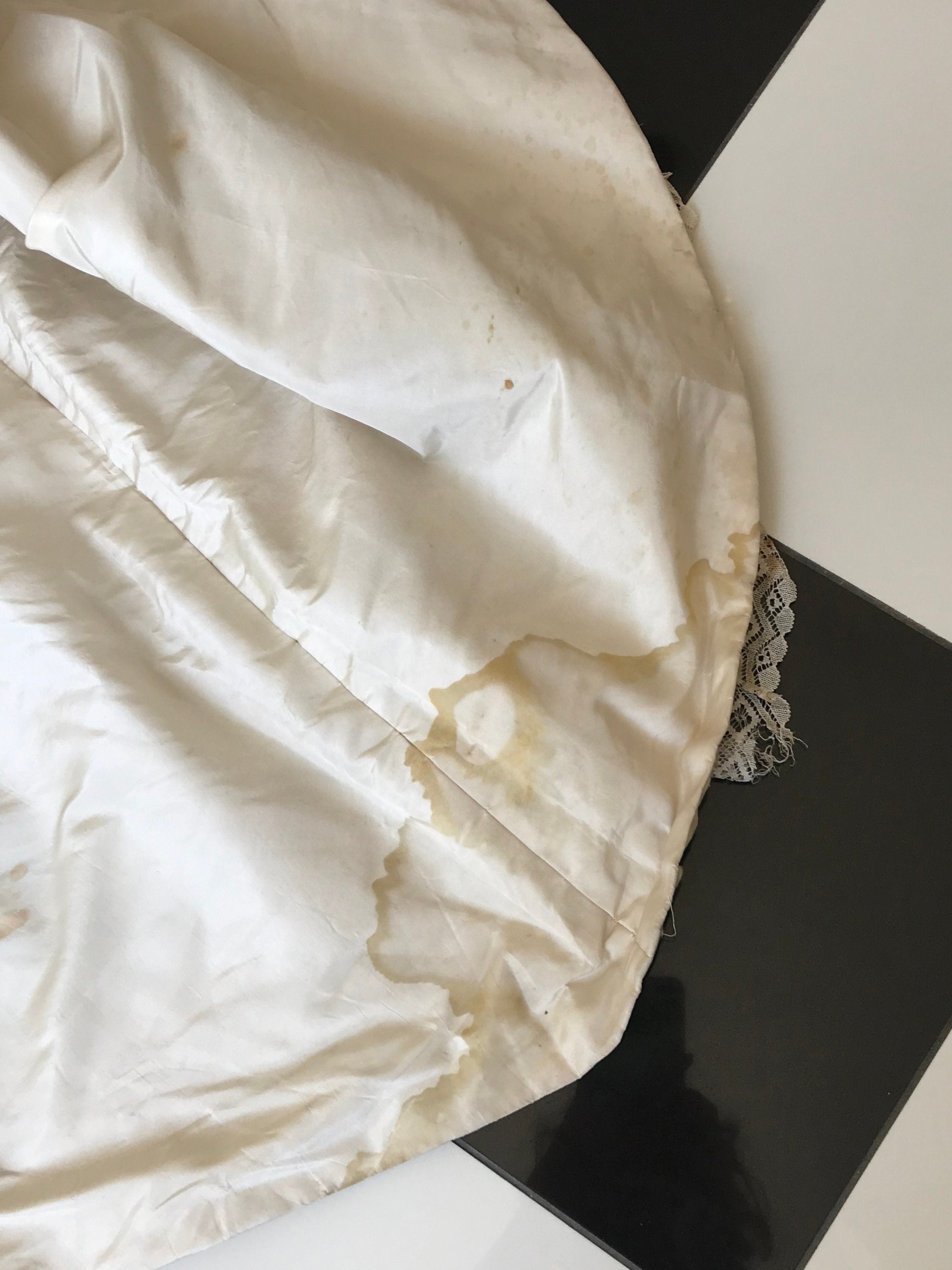 Museum worthy Antique 1880s silk wedding dress  in excellent condition historical costume