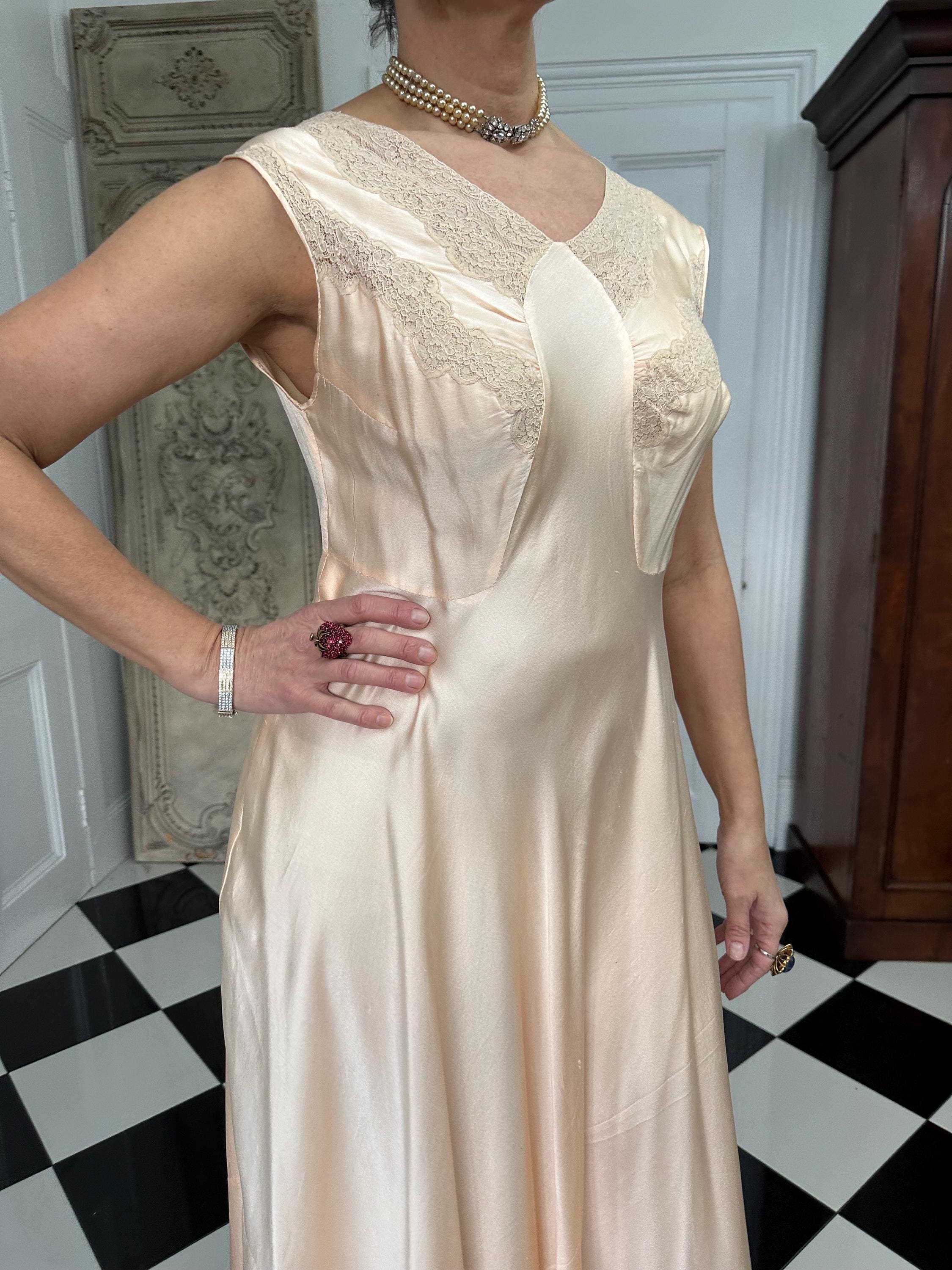 1930s silk and lace long slip dress in peach