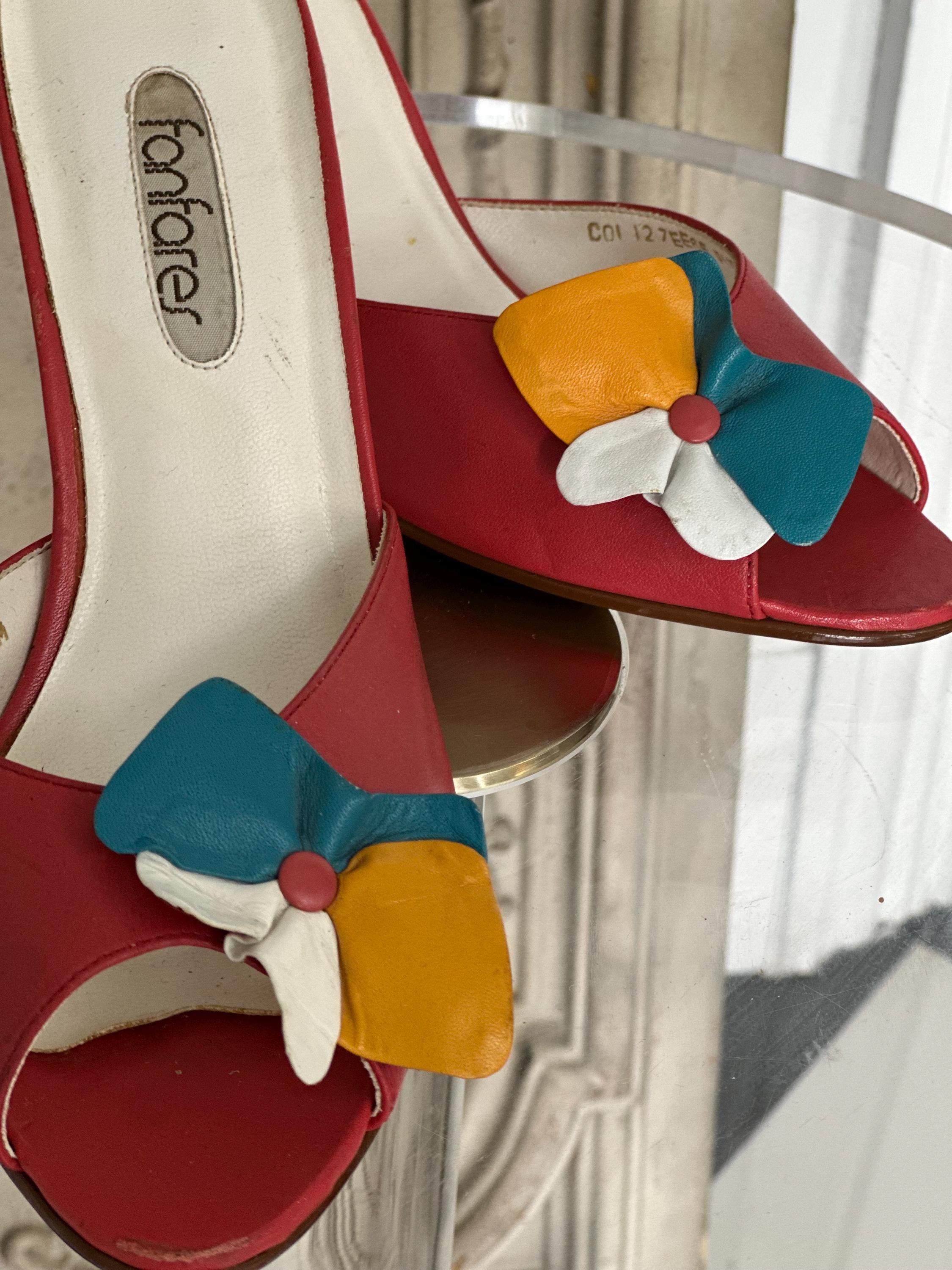 Vintage 70s Red Leather Heeled Slippers with 3D Flower - UK 4 (37)