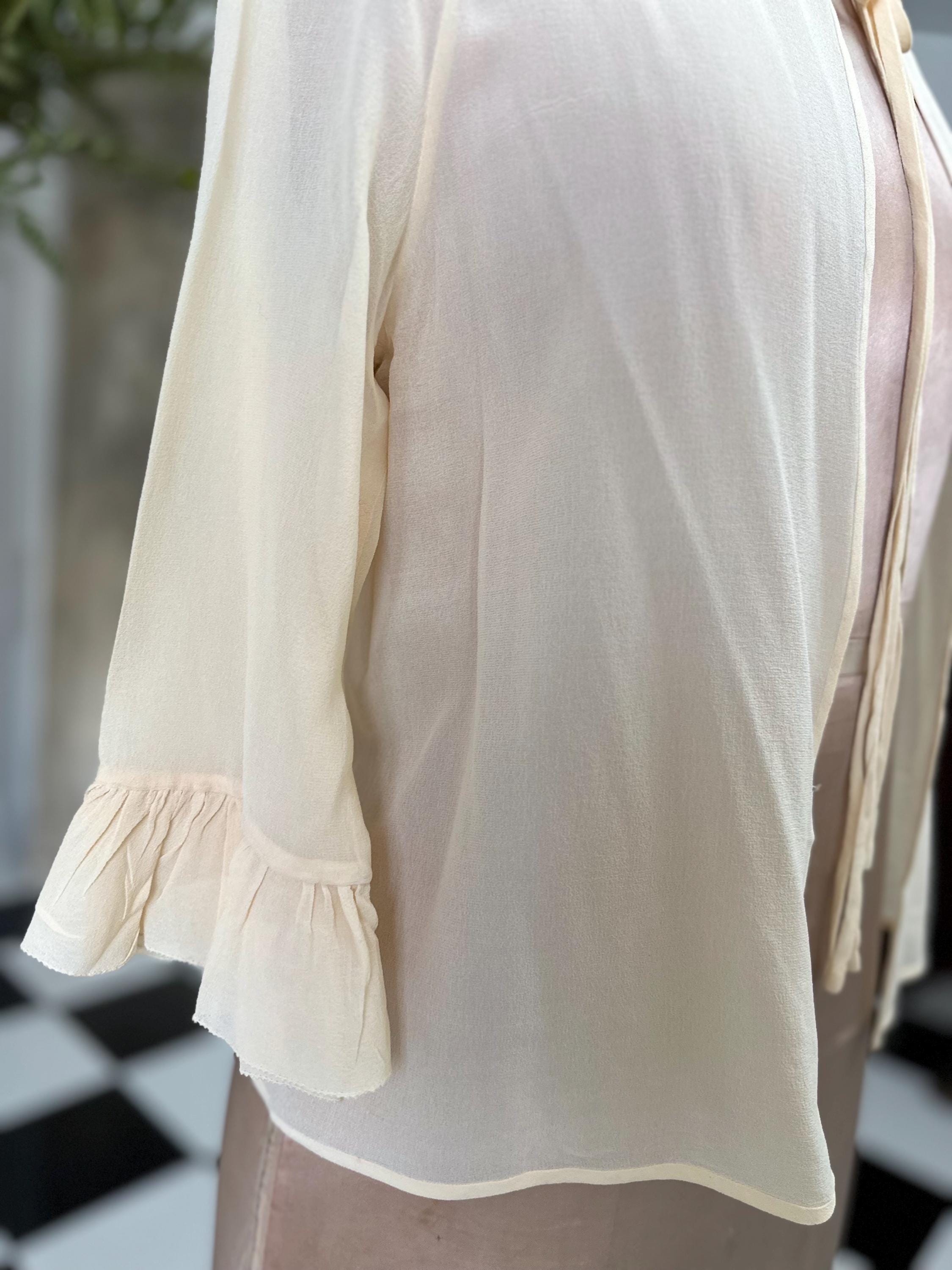 1930s Cream Silk crepe long sleeve bed jacket