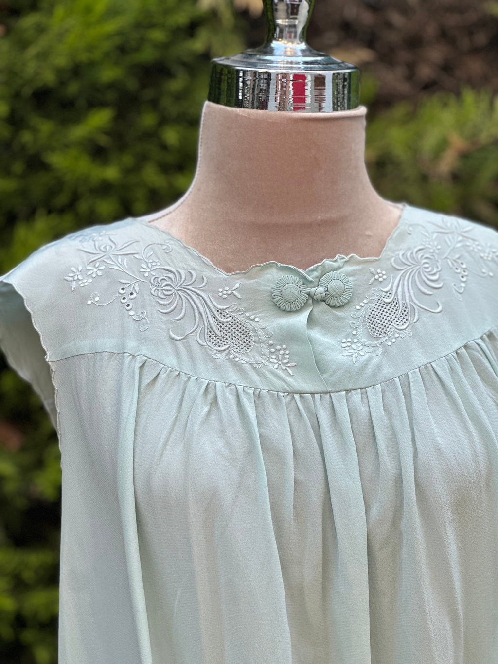 Vintage 1950s seafoam green silk smock slip  hand embroidered slip