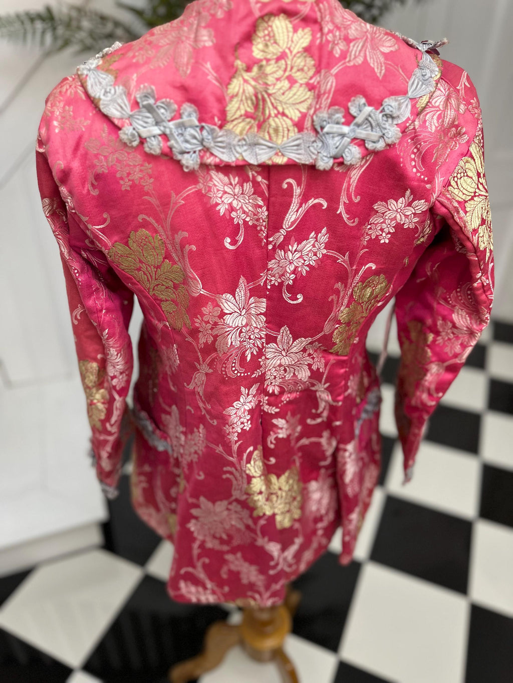 Antique Ottoman jacket in pink brocade with gold thread embroidery