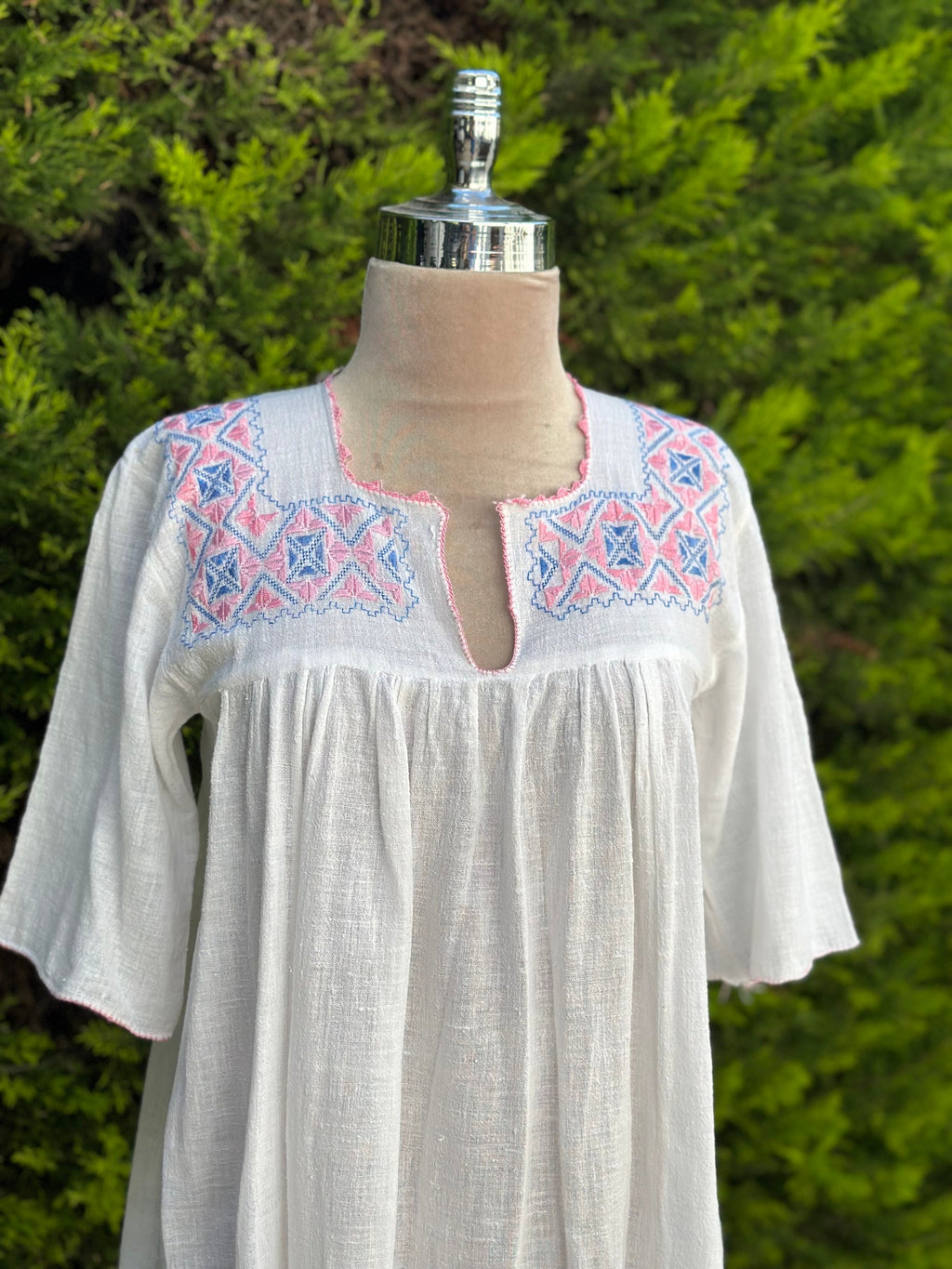 1940s Hand Embroidered Cotton Dress: Vintage Needlework Lace Trim
