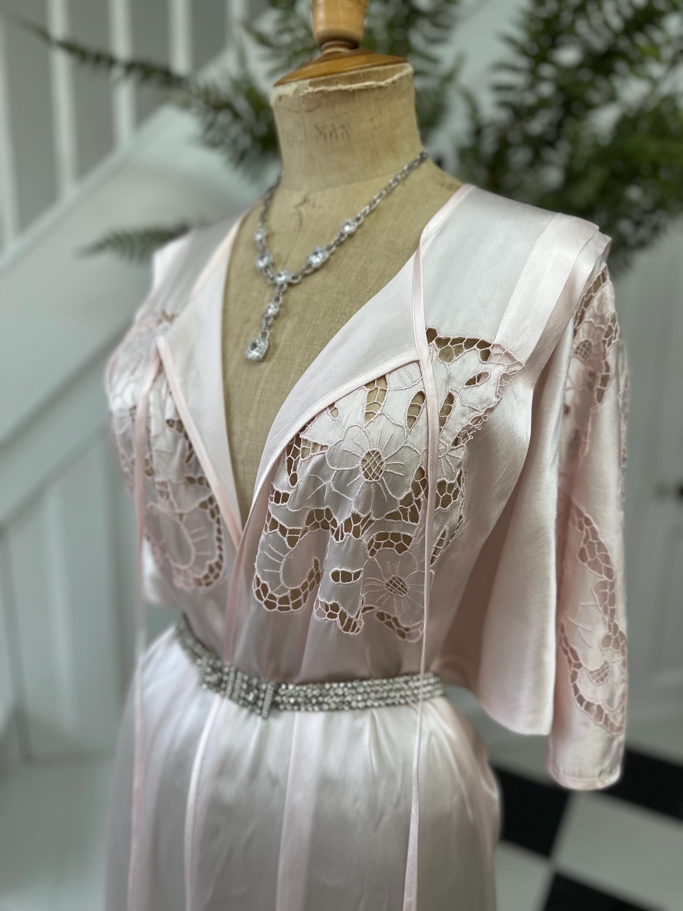 1970s Pink Satin dressing gown with Cutout Lace Loungewear