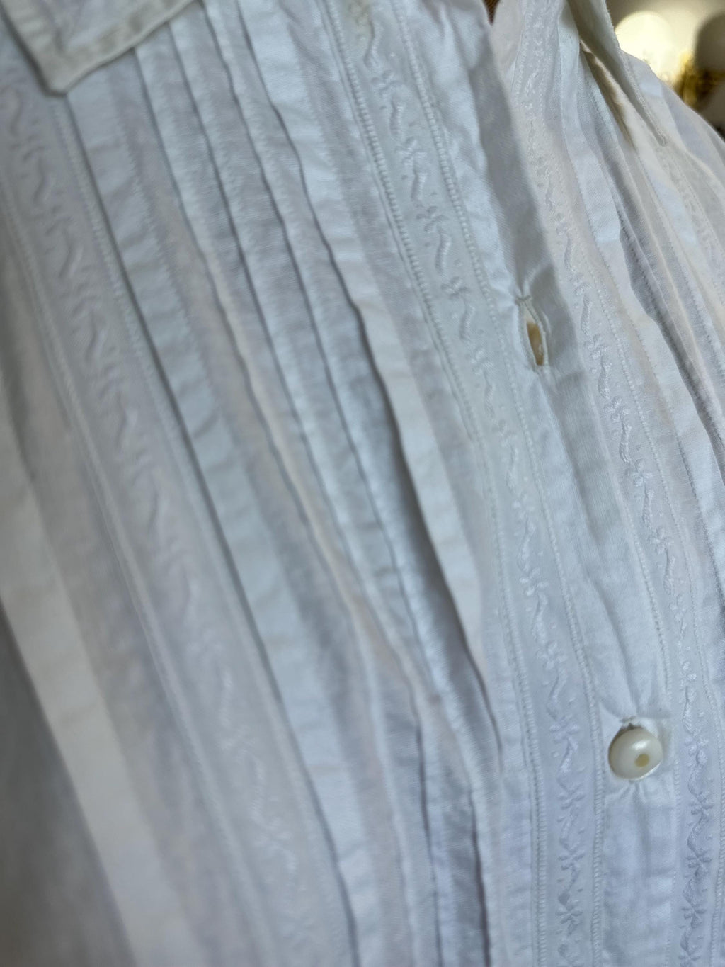 Victorian white long nightgown with long sleeve in smock style