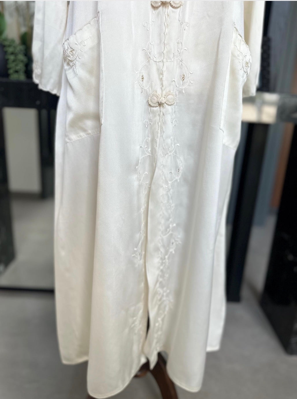 Antique 1940s 50s Silk Gown  peignoir