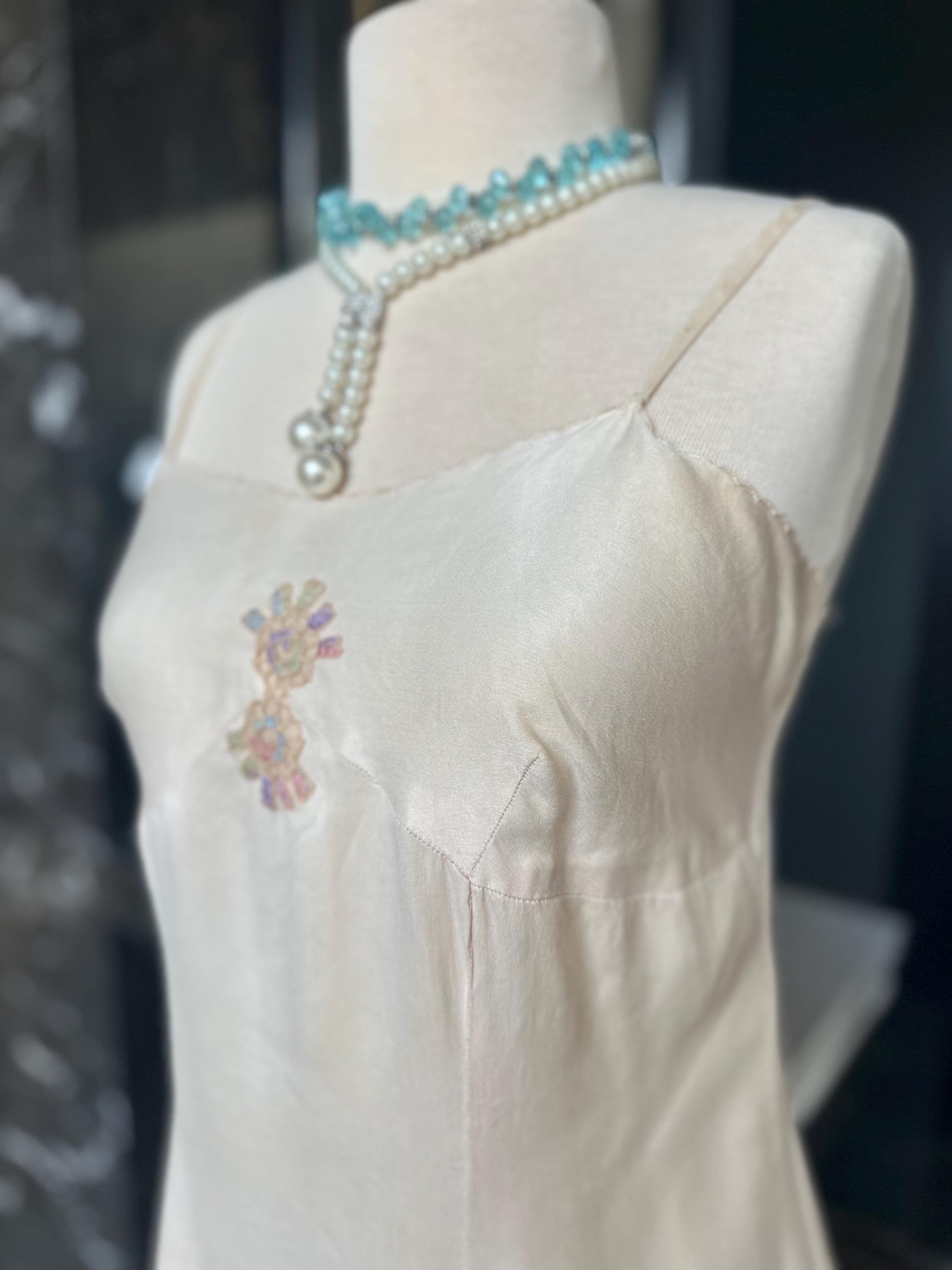 Antique 1930s cream Silk Slip