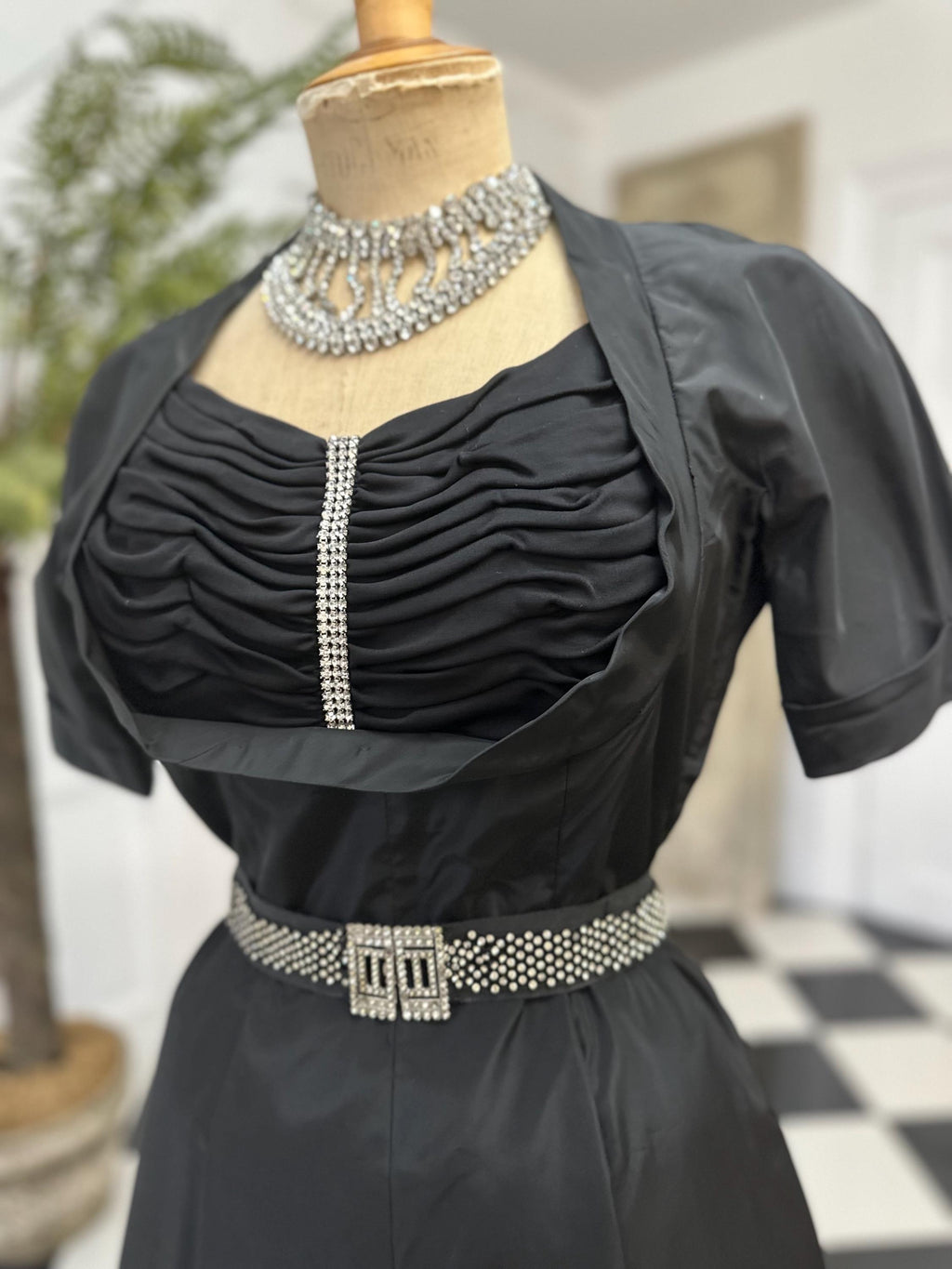 1950s Black Taffeta Cocktail Dress – Reich Original, Full Circle Skirt, Hollywood Regency Style