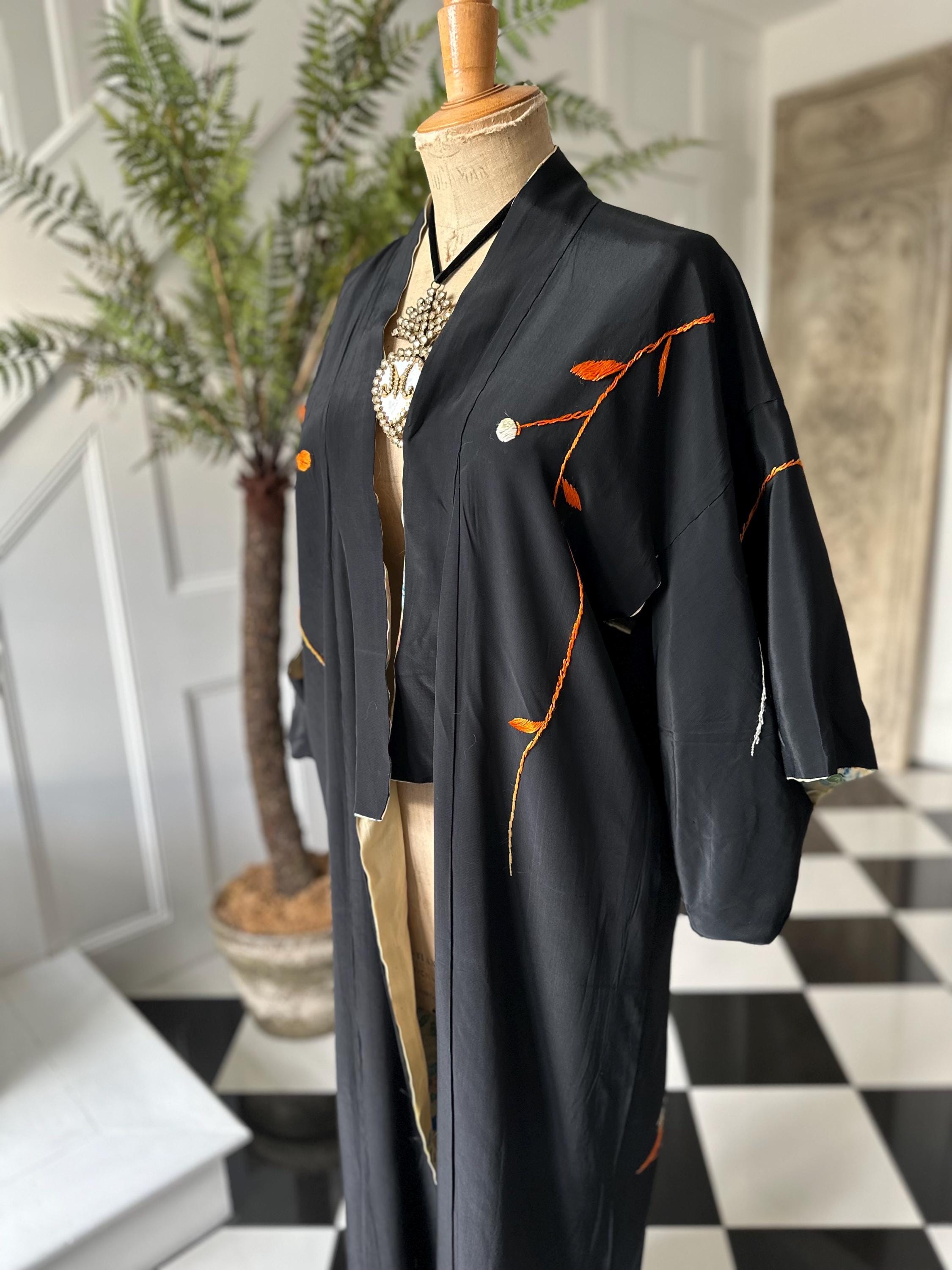 Antique 1920s reversible Japanese  hand embroidery kimono