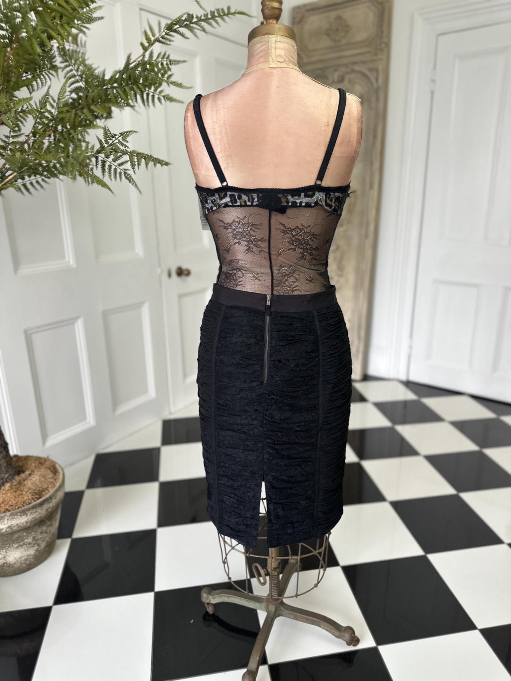 Vintage Y2K Style ruched black lace pencil skirt